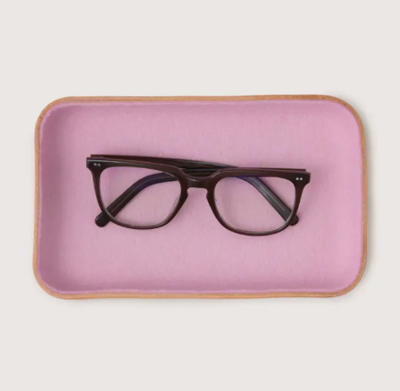 A minimalist small Peony pink catchall tray showcasing the premium hand-sculpted leather craftsmanship of Graf Lantz.