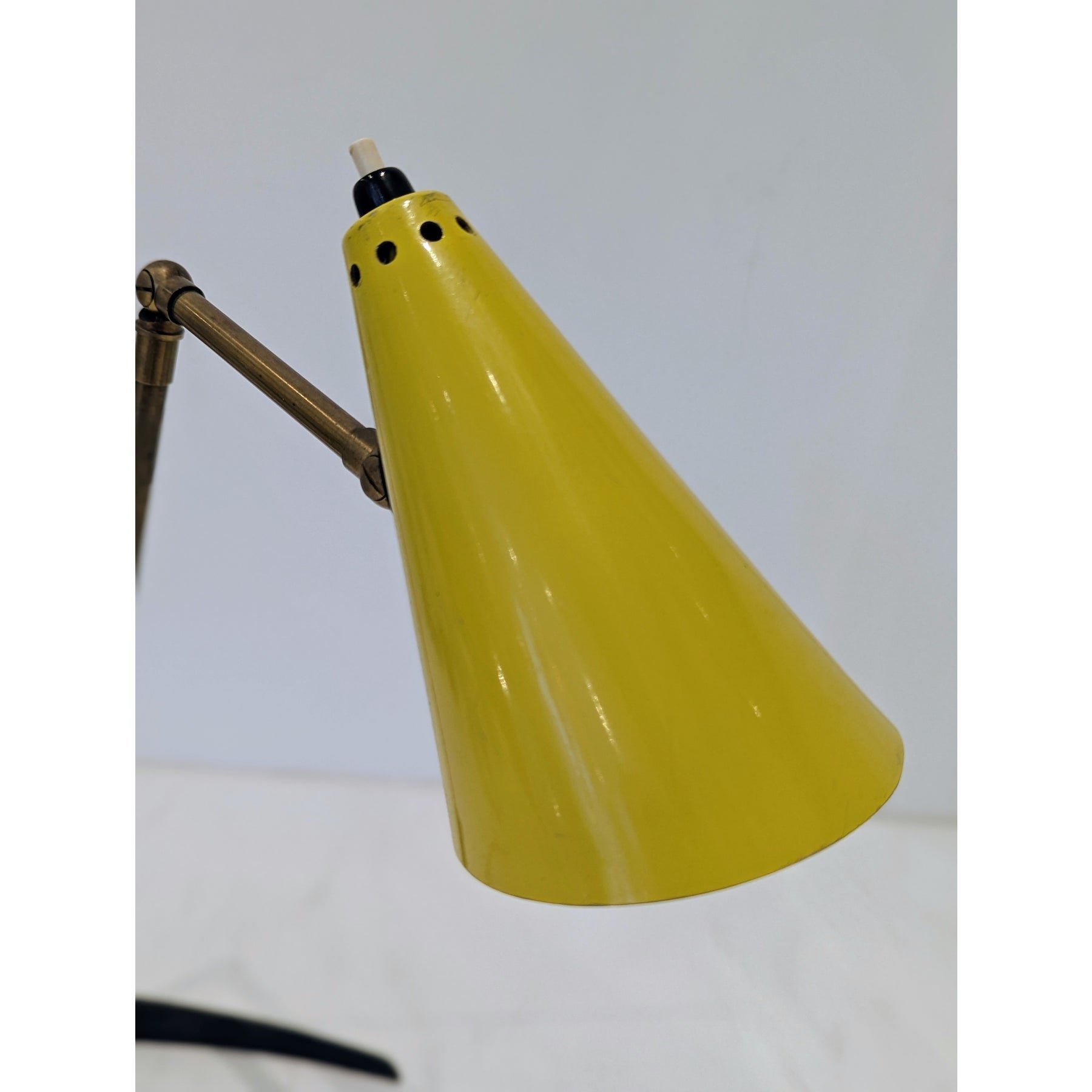 1950s-stilnovo-brass-and-yellow-metal-desk-lamp-5385.jpeg