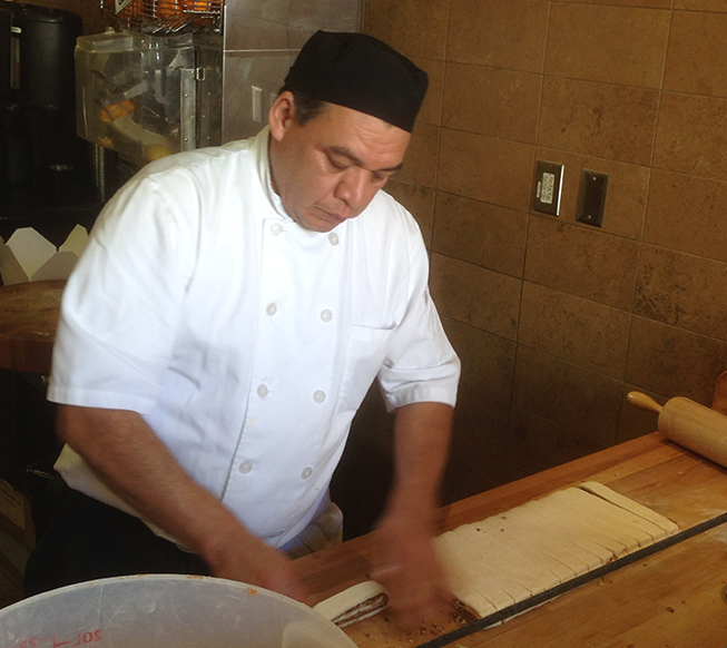 PdM Cafes throughout Orange County feature freshly baked breads and breakfast pastries. It's fun to watch their baker expertly making delicious fresh breads as you enjoy your coffee or tea in the mornings. 