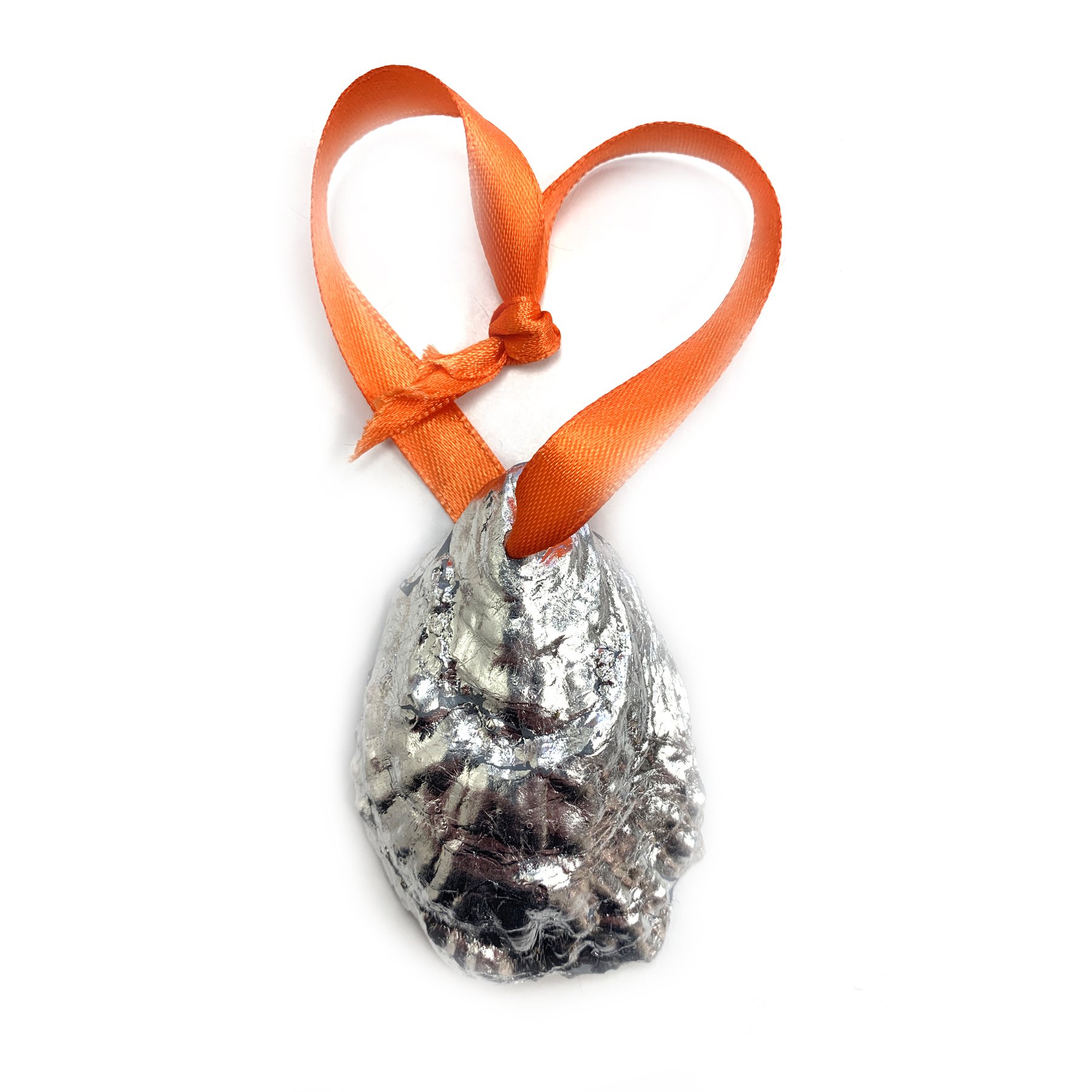 Silver Oyster Ornament Orange Ribbon.JPG