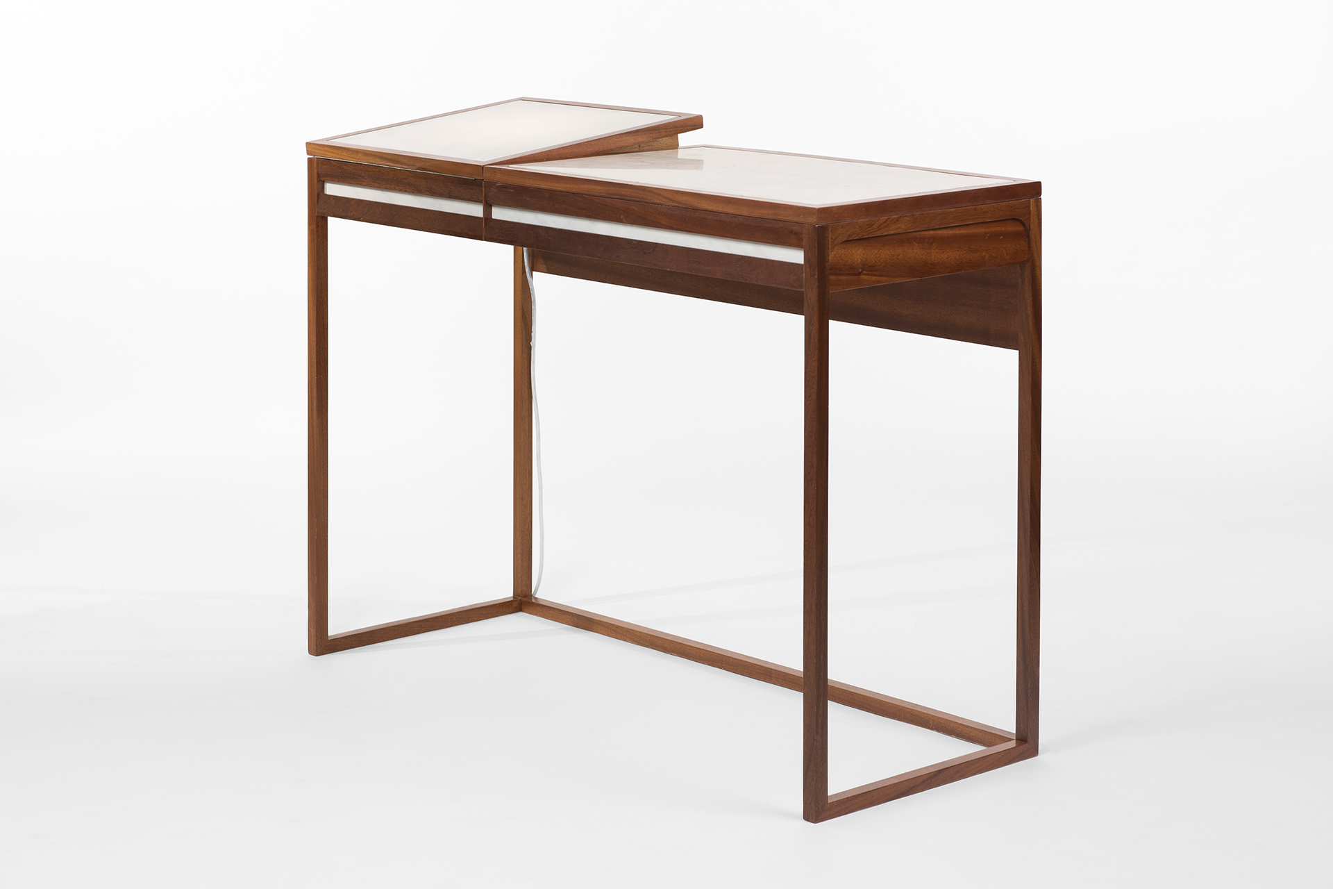 Carrara Draft Desk