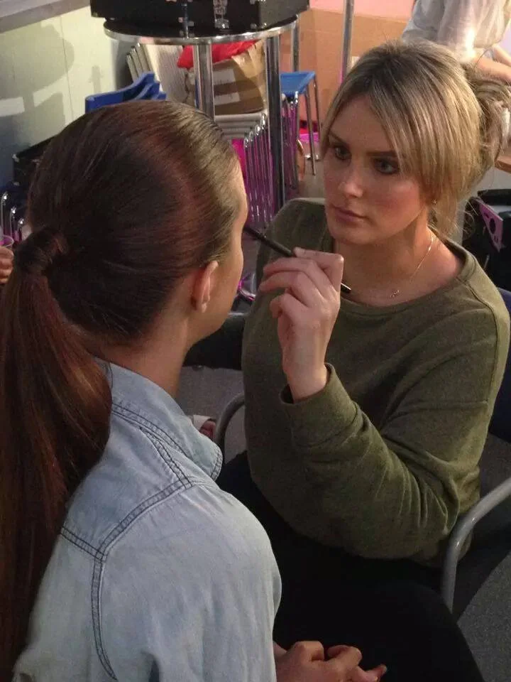 Cambridge Makeup Lessons - Insider tips and expert techniques.