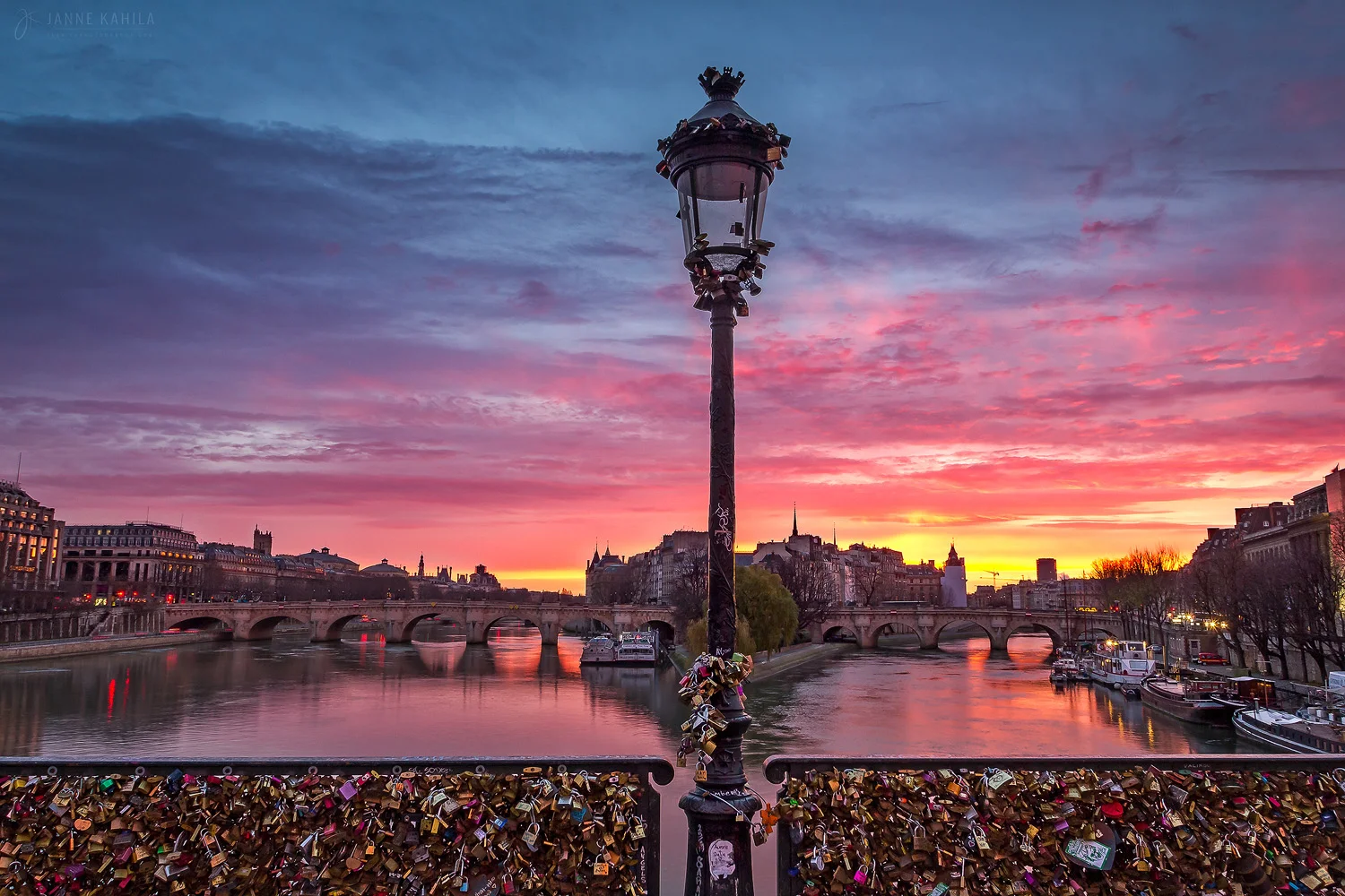 Pont Des Arts