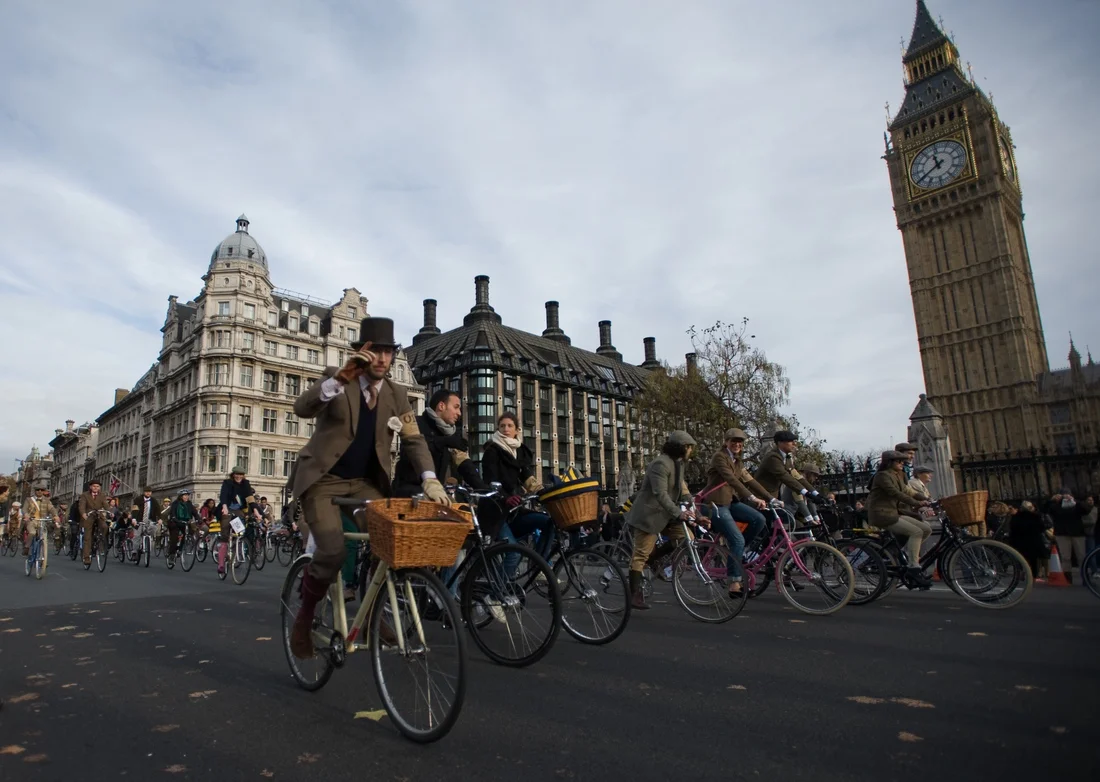 Gallery — The Tweed Run