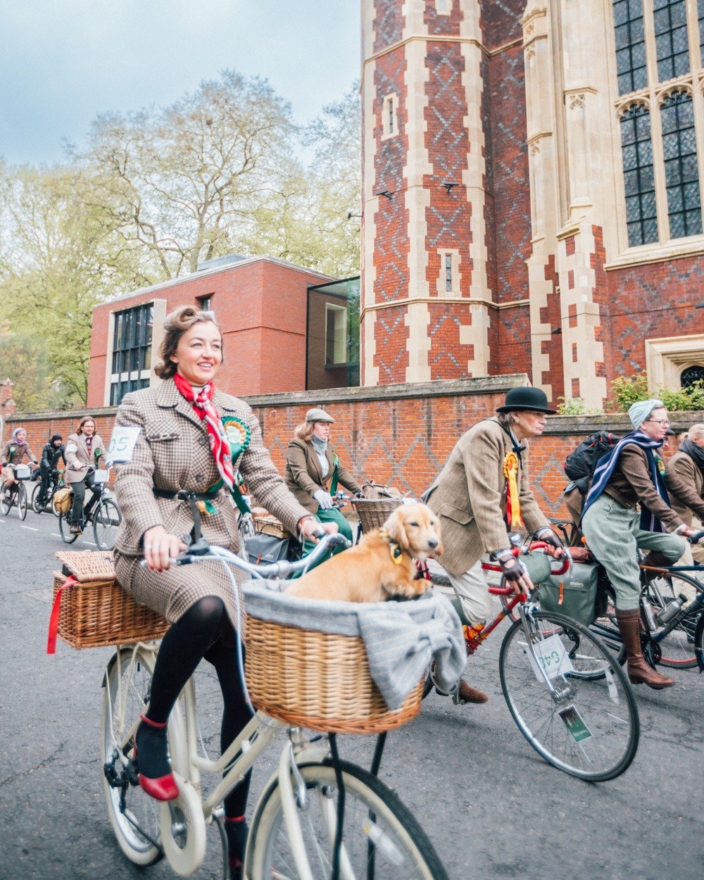 Tweed Run 2024. The year of the dog, our youngest marshall and a plethora of rather well dressed folk.

📸 @hanson_leatherby_photography
