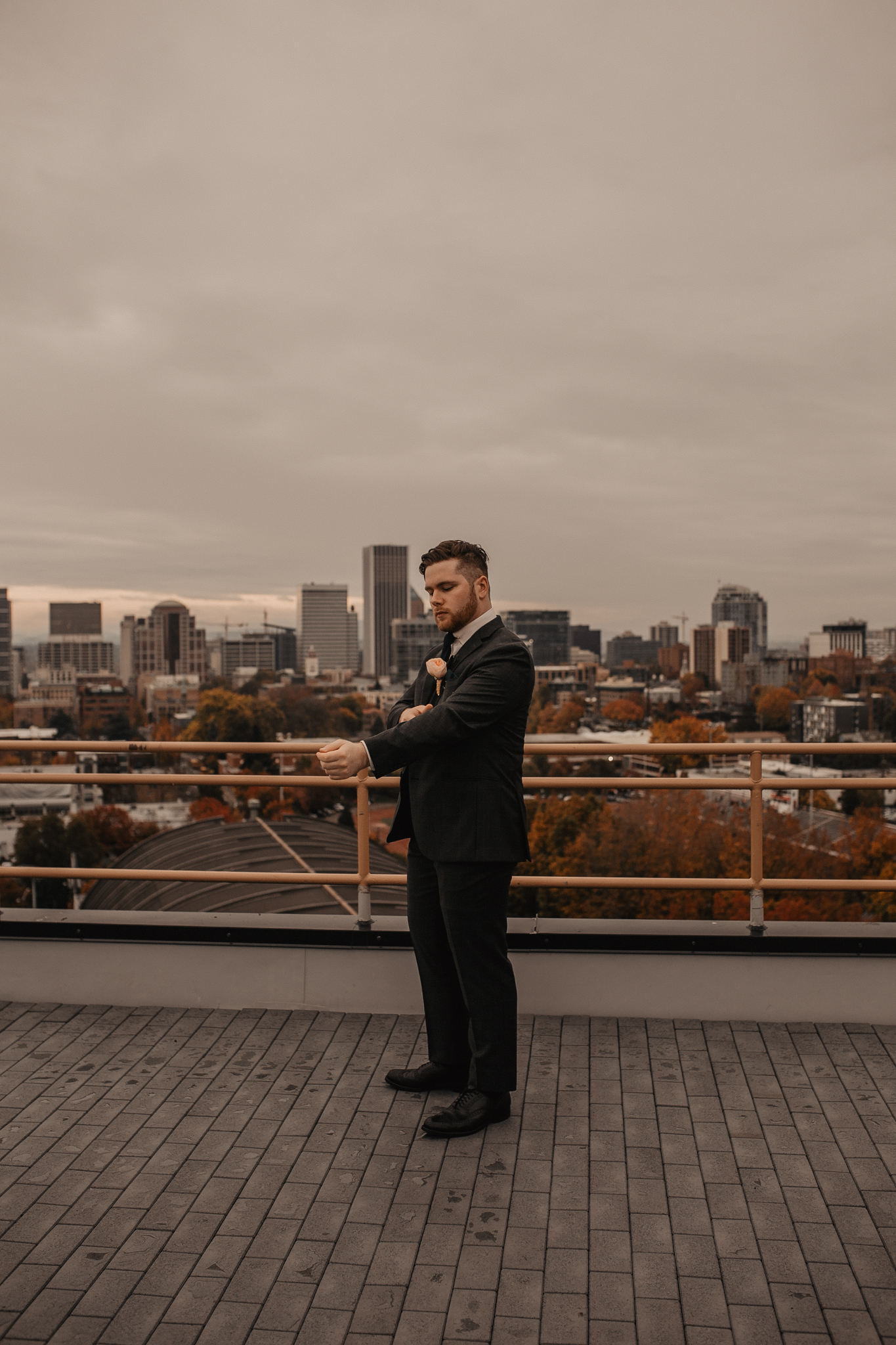 moody-urban-portland-wedding-51.jpg