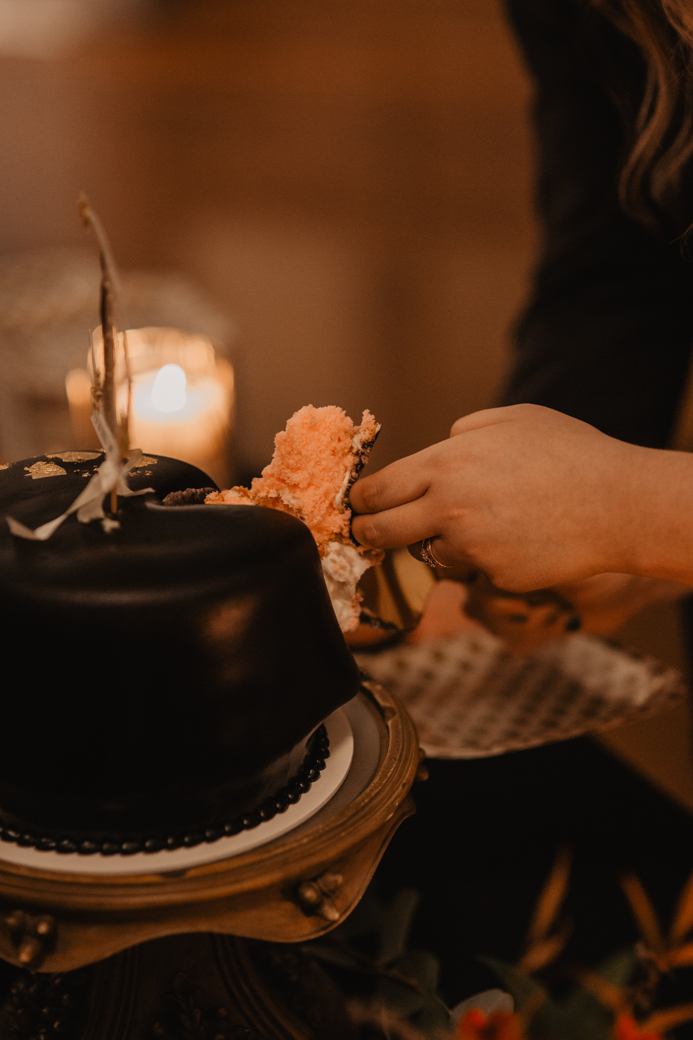 moody-urban-portland-wedding-630.jpg