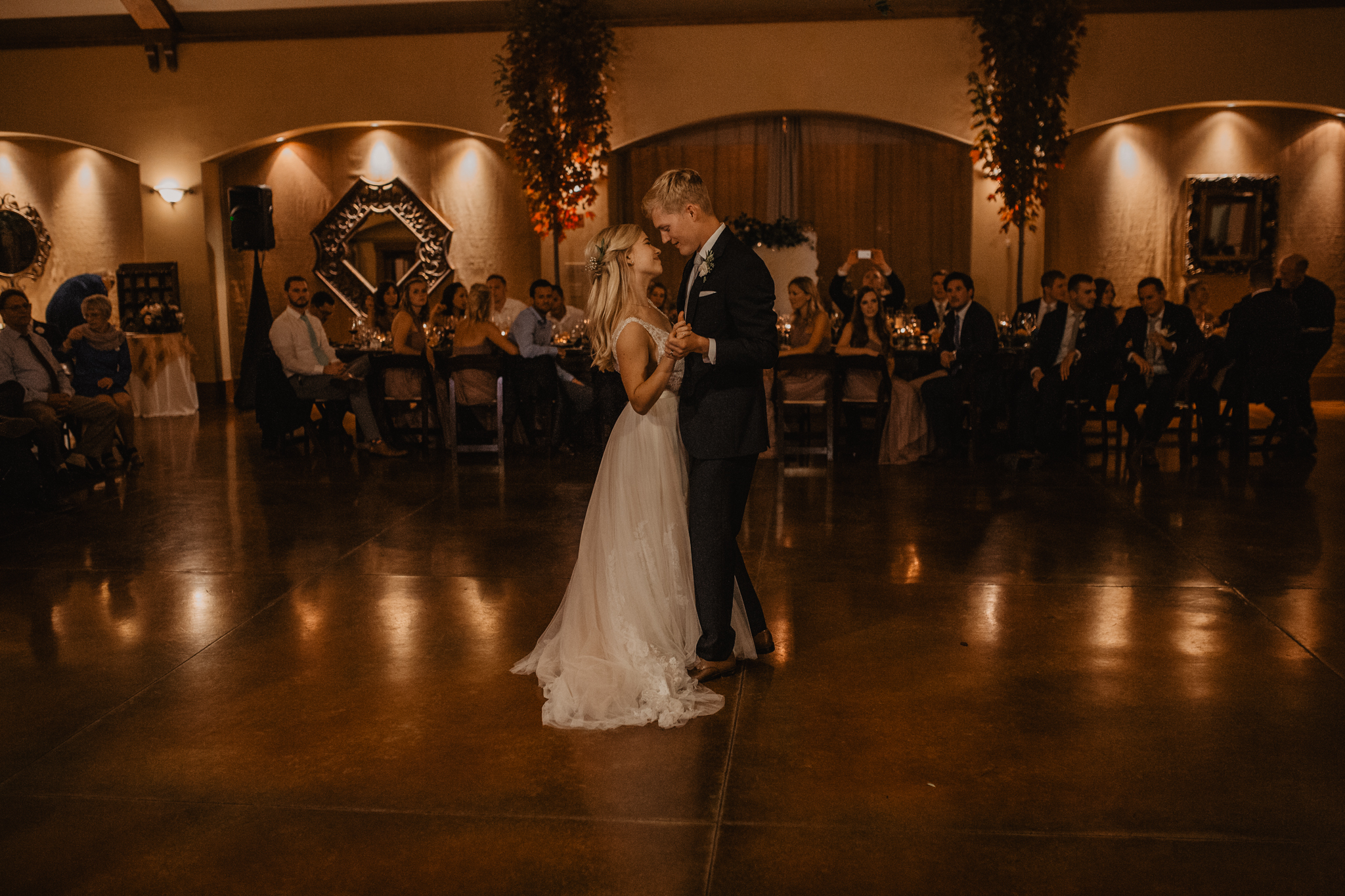 zenith-vineyard-oregon-summer-wedding-985.jpg