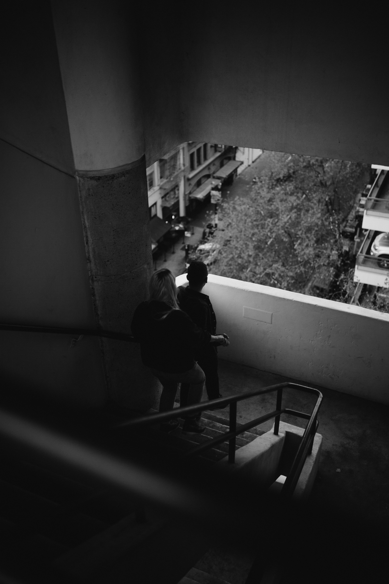 portland-rooftop-couple-photos-45.jpg
