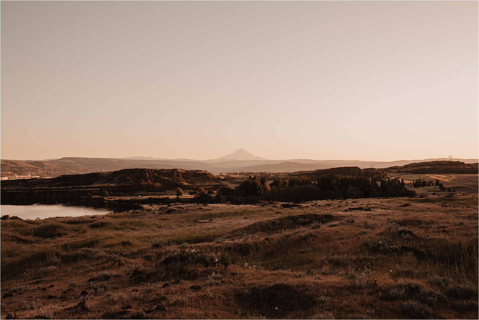 central-oregon-desert-couple-photos_0022.jpg