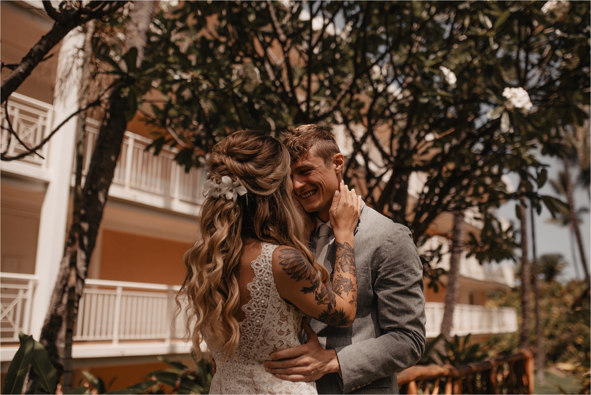 maui-hawaii-intimate-tropical-wedding_0016.jpg