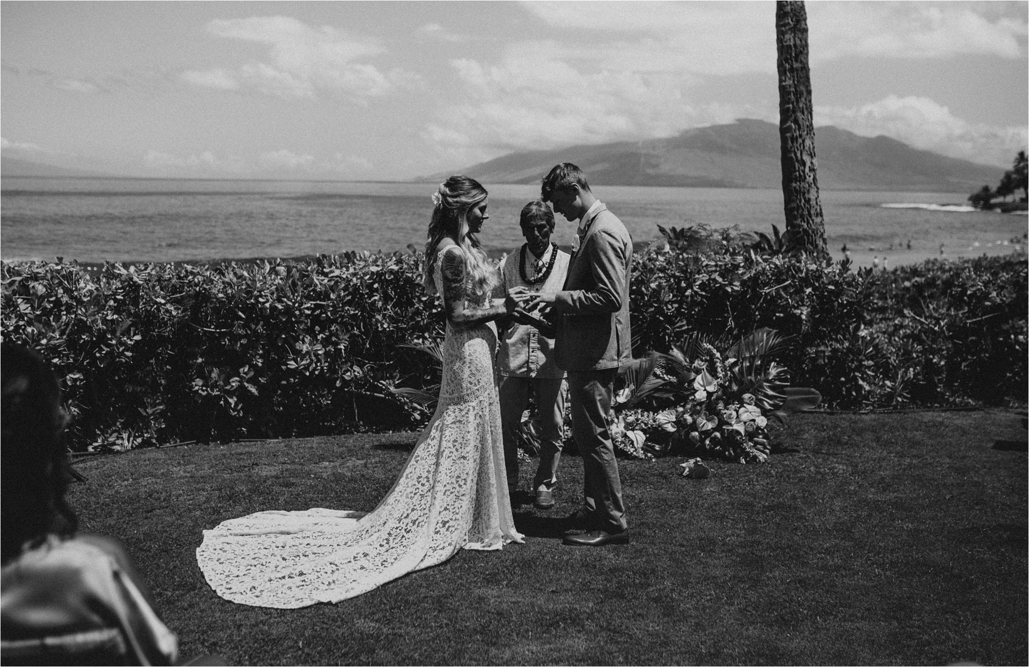 maui-hawaii-intimate-tropical-wedding_0034.jpg
