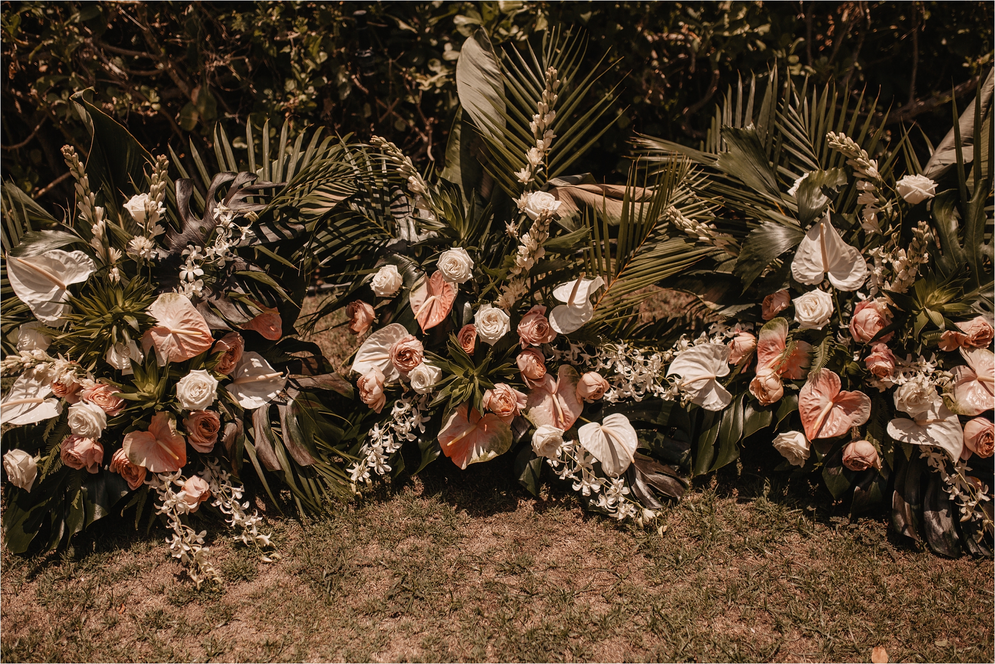 maui-hawaii-intimate-tropical-wedding_0087.jpg