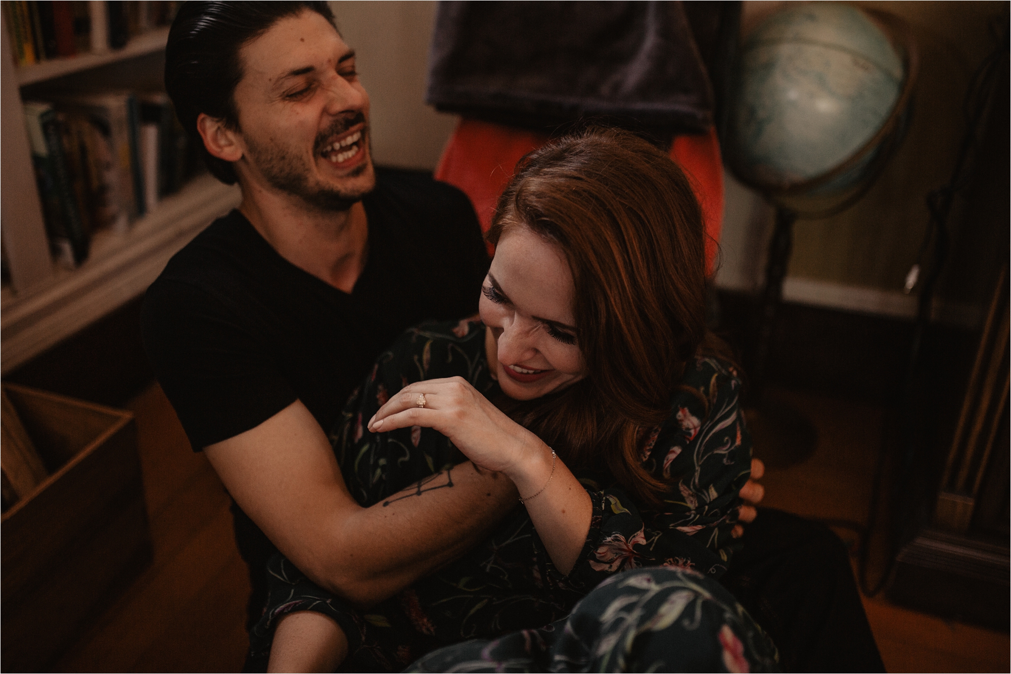 downtown-portland-in-home-couples-session_0005.jpg
