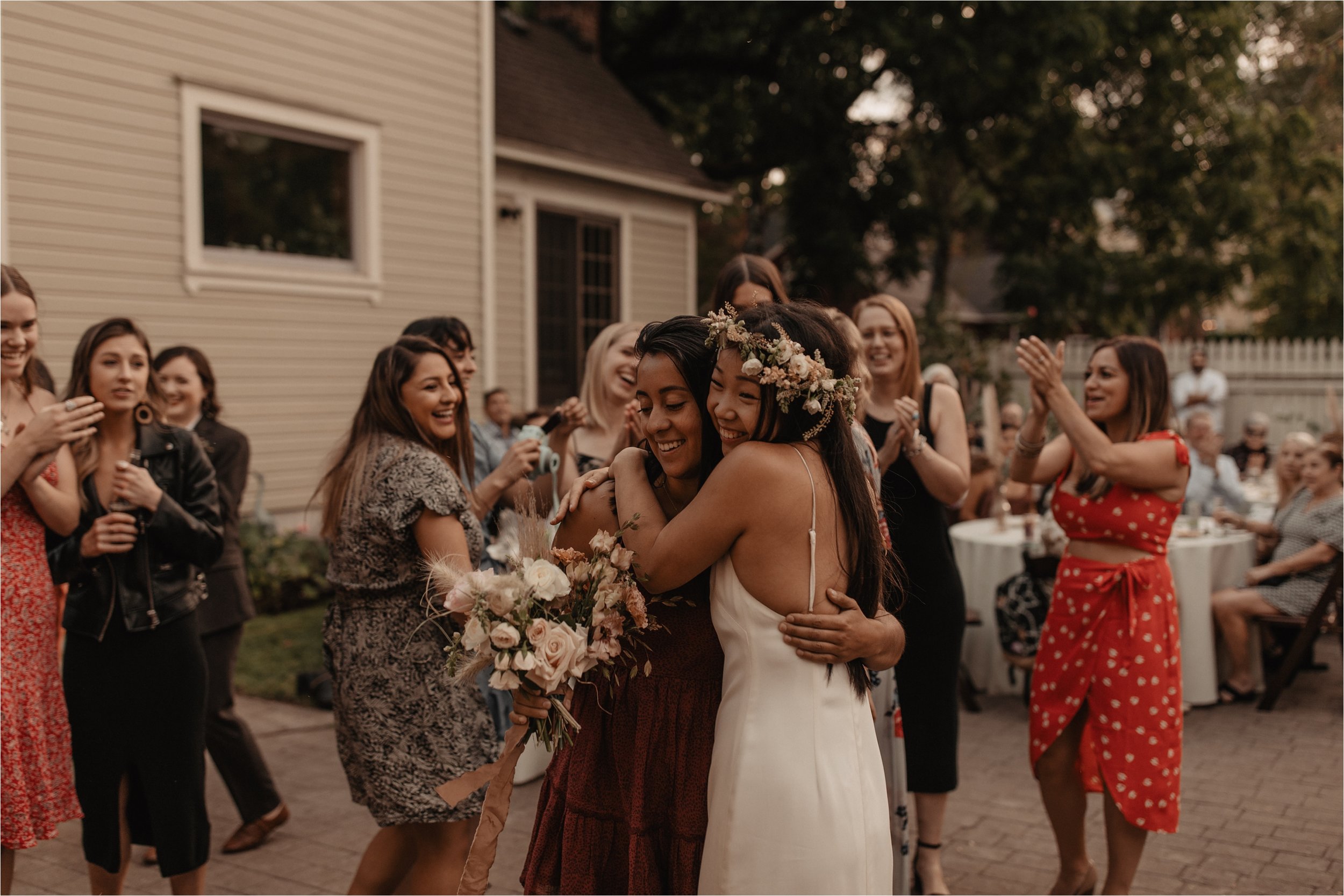 intimate-portland-modern-trendy-wedding_0104.jpg