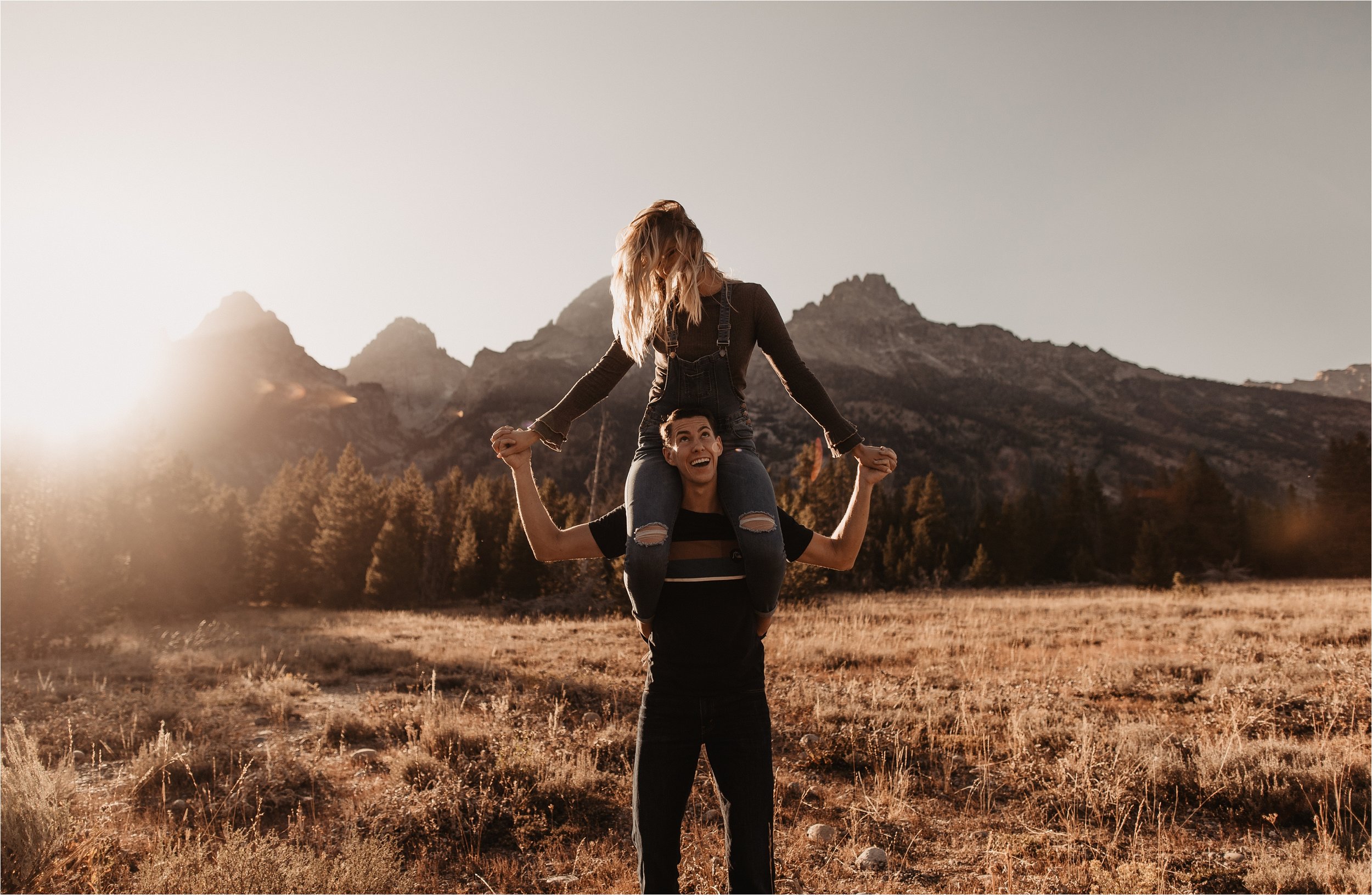 adventure-couple-photos-the-grand-tetons_0009.jpg