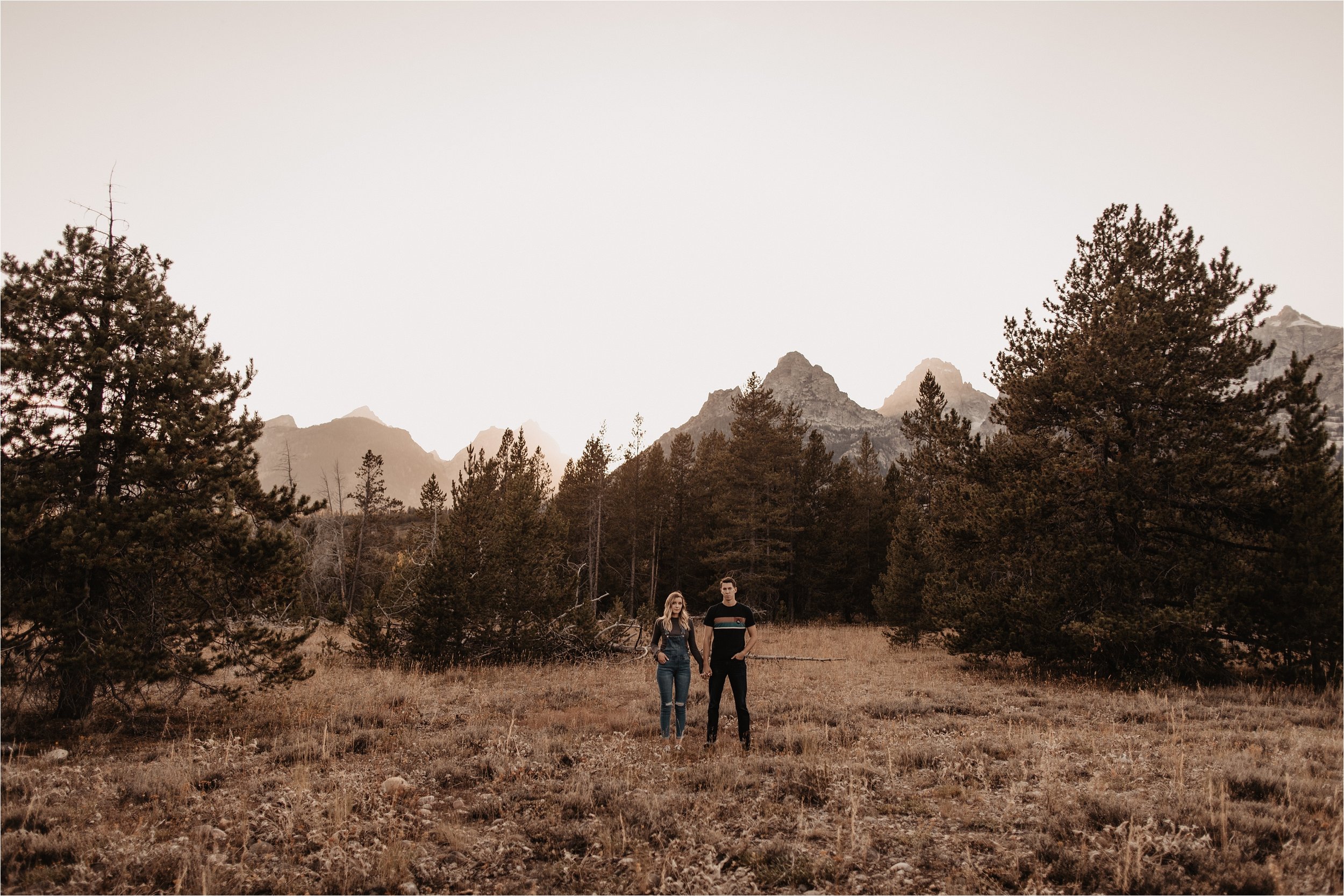 adventure-couple-photos-the-grand-tetons_0029.jpg