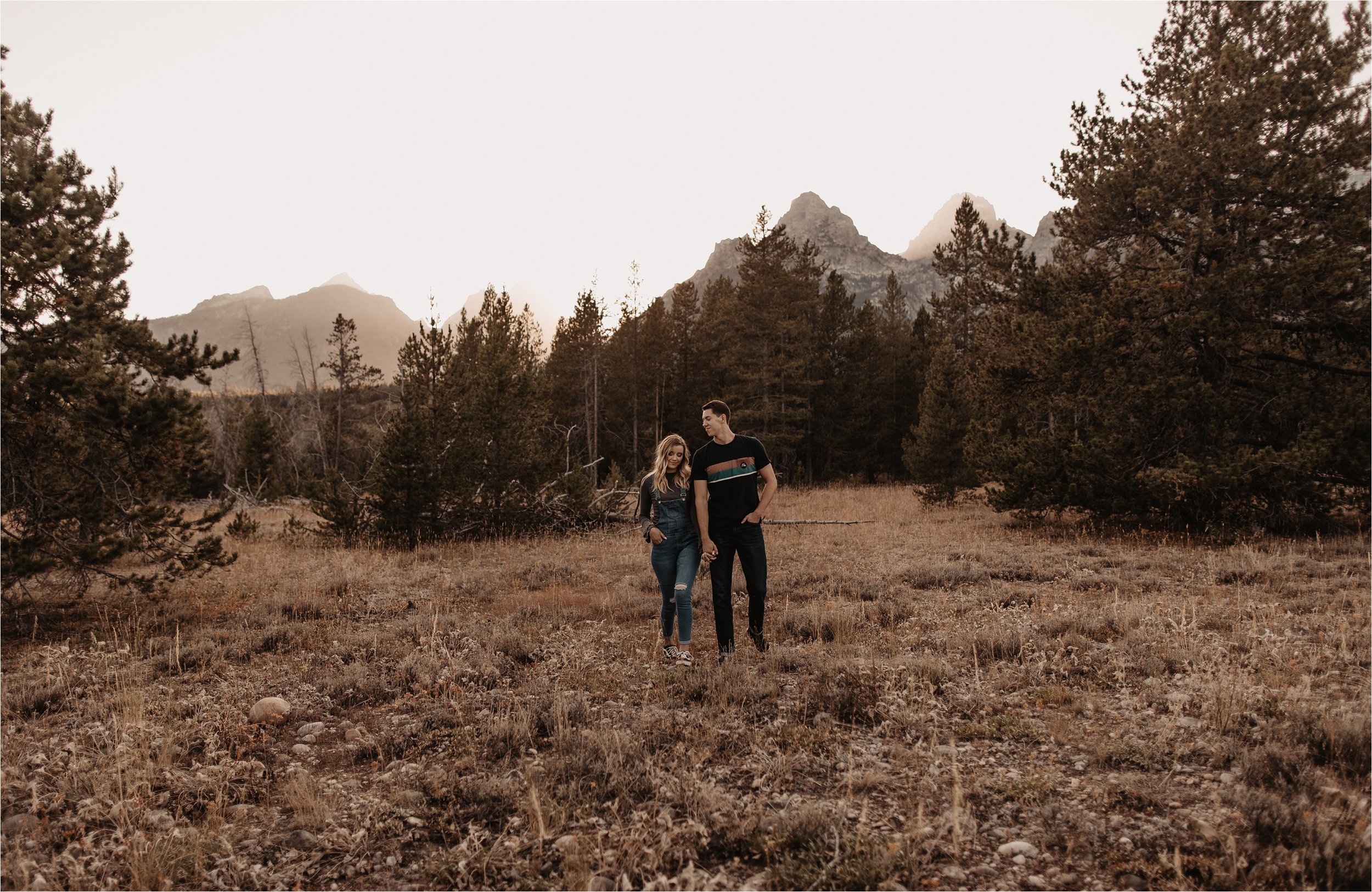 adventure-couple-photos-the-grand-tetons_0030.jpg