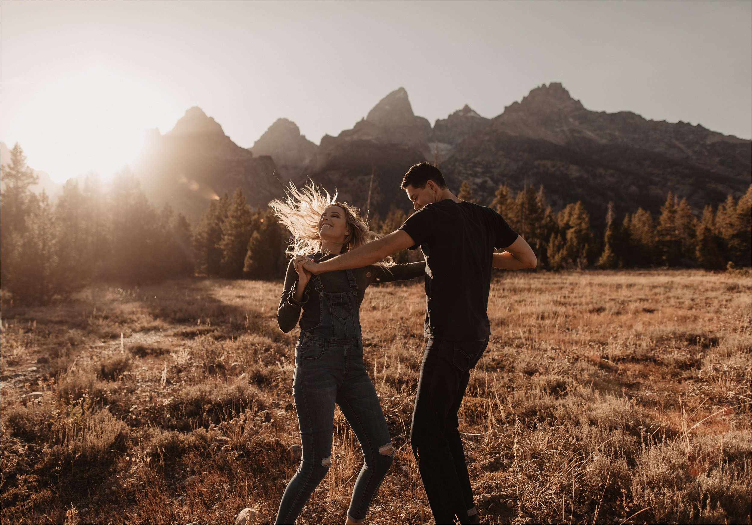 adventure-couple-photos-the-grand-tetons_0001.jpg