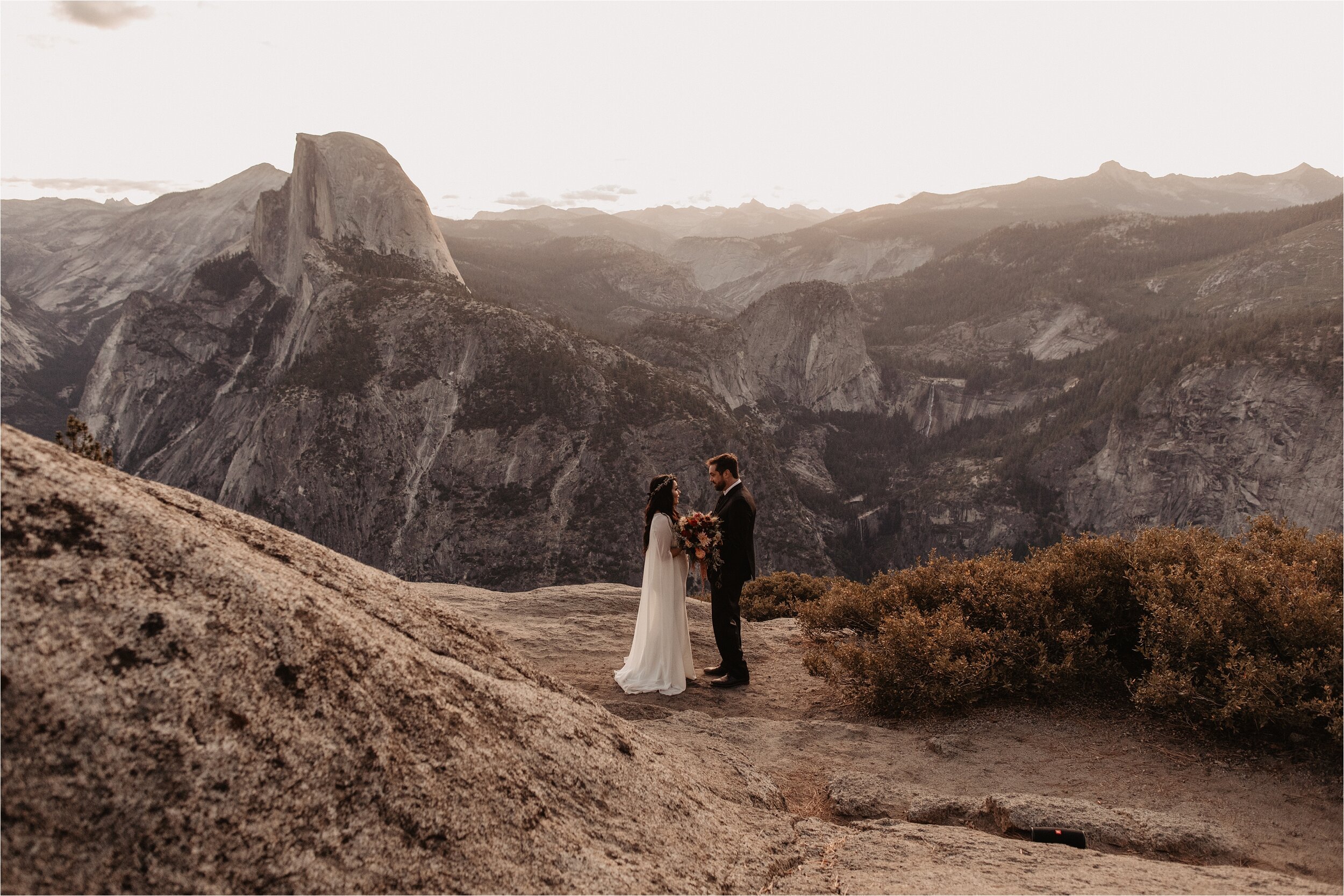 glacier-point-yosemite-elopement-ceremony_0001.jpg