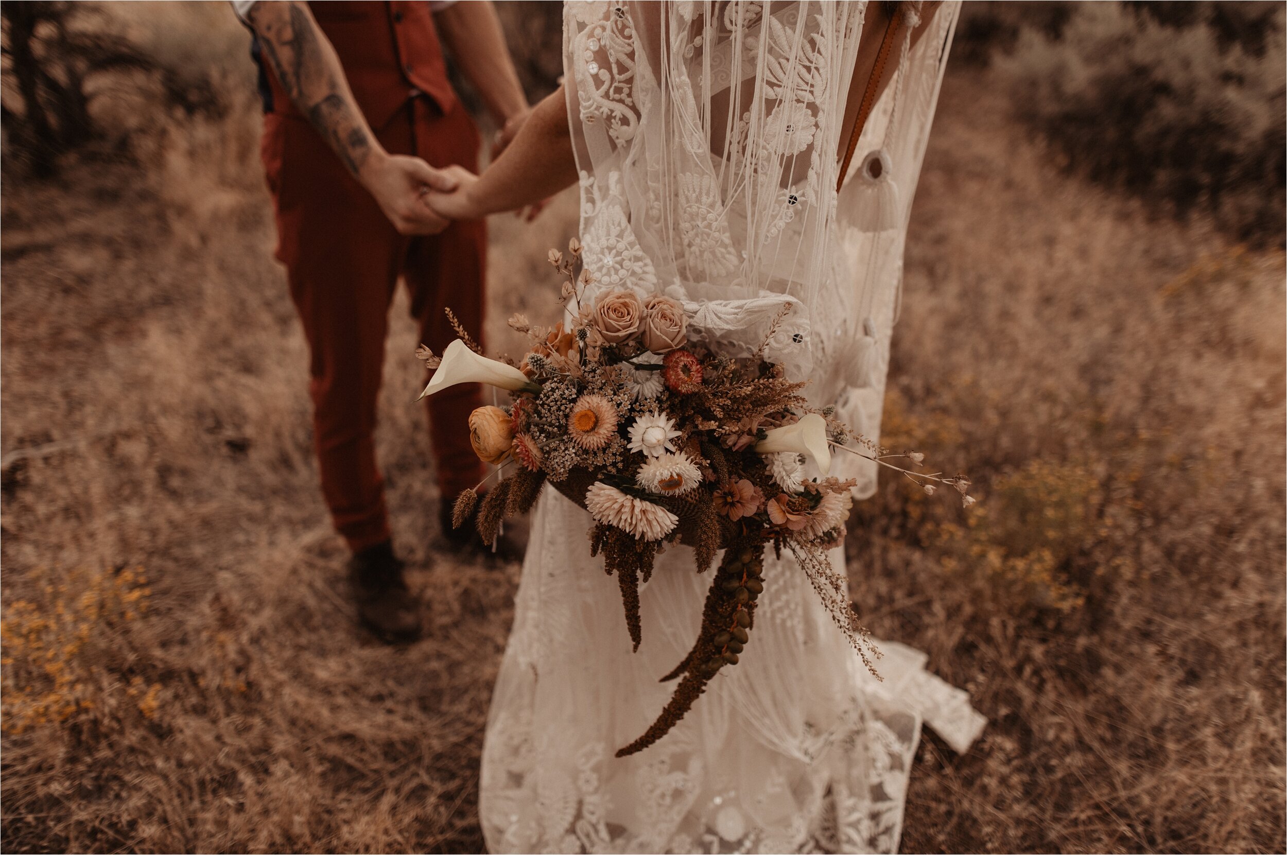 makers-and-movers-central-oregon-elopement_0006.jpg