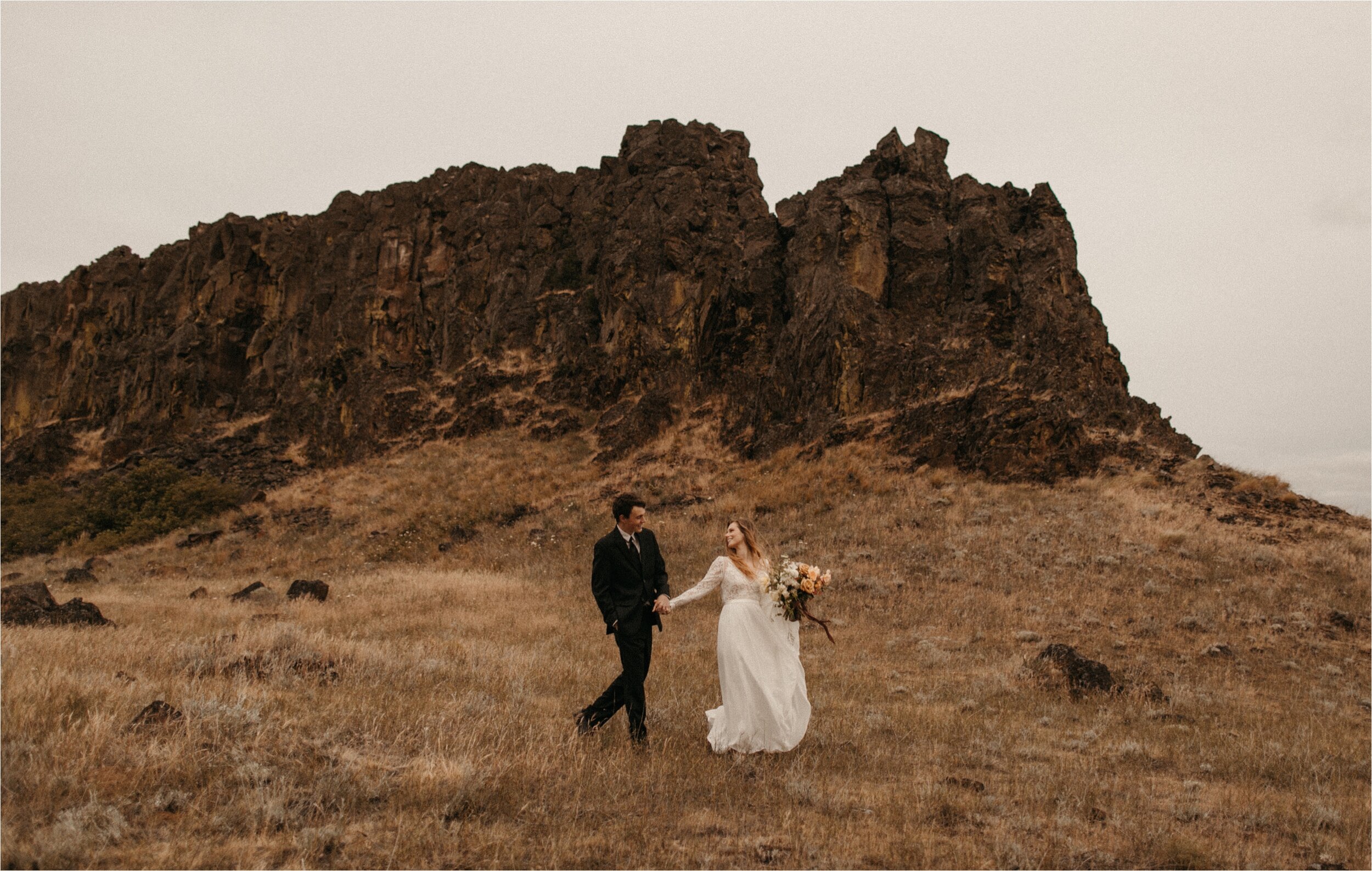 bend-central-oregon-elopement-photographer_0004.jpg