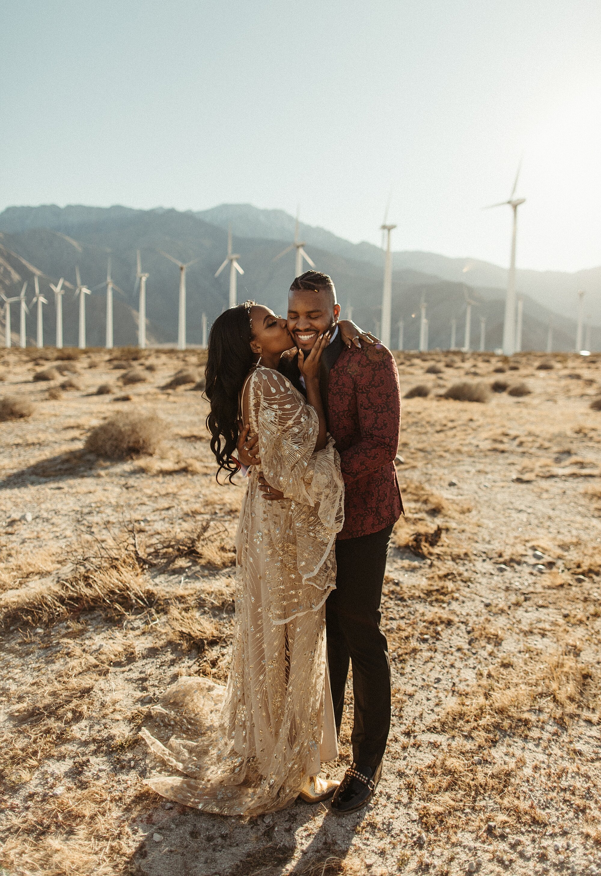 palm-springs-windmill-couple-elopement-photos_0006.jpg