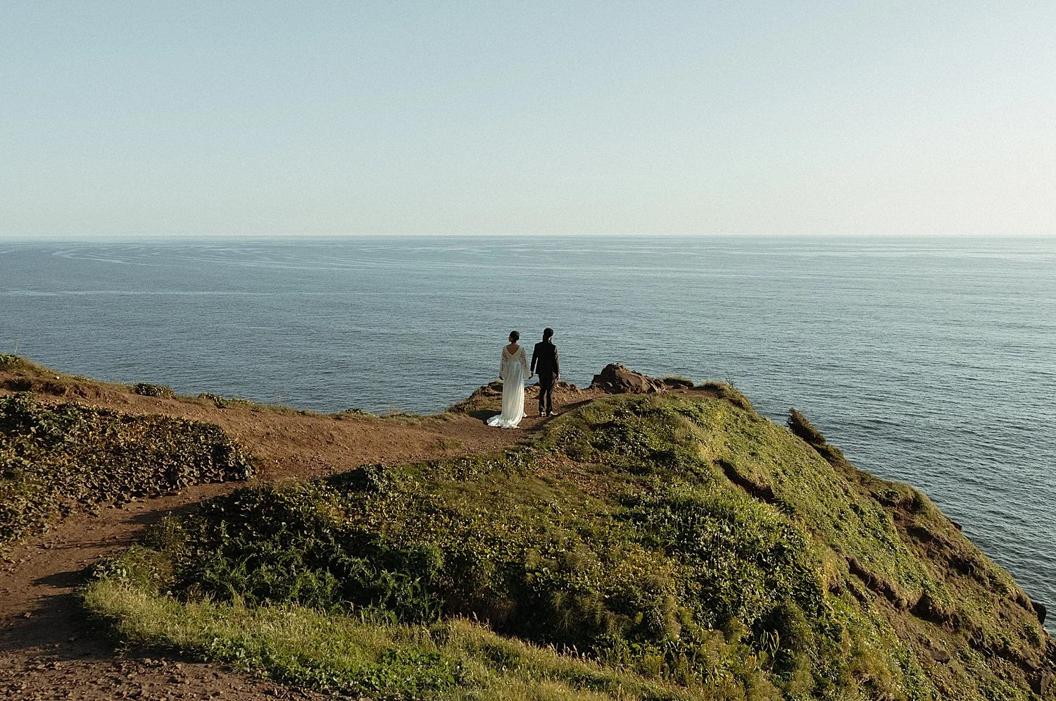 oregon-coast-clifftop-engagement-photos_0006.jpg