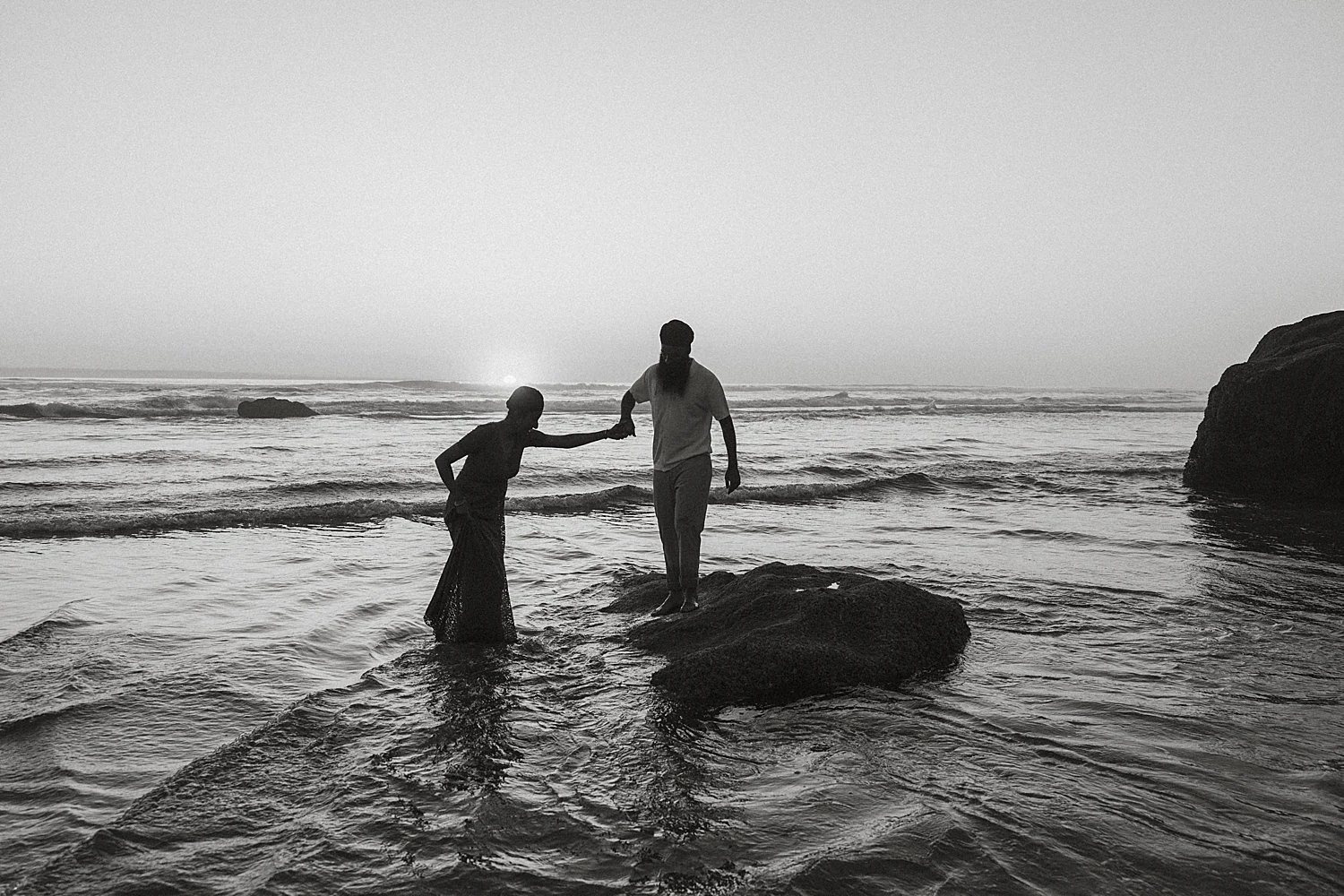oregon-coast-clifftop-engagement-photos_0037.jpg