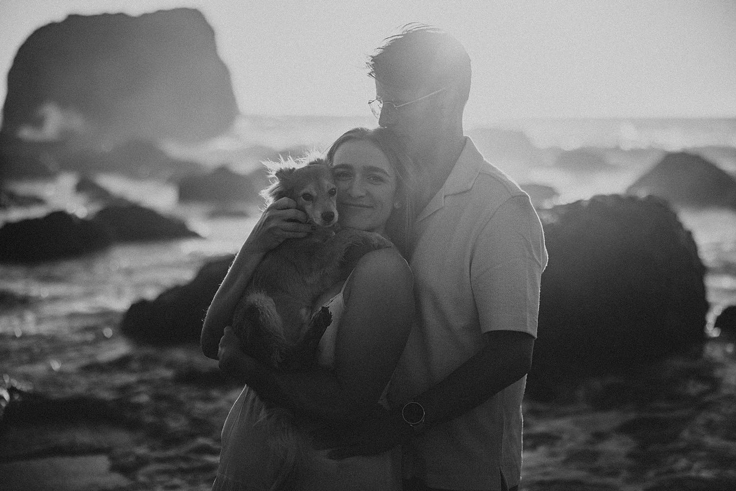 cannon-beach-engagement-photos-golden-hour_0023.jpg