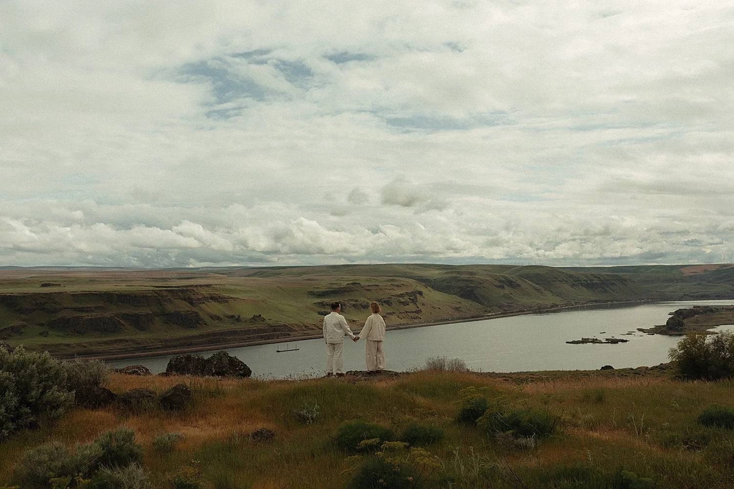 architectural-couple-photos-maryhill-museum_0040.jpg