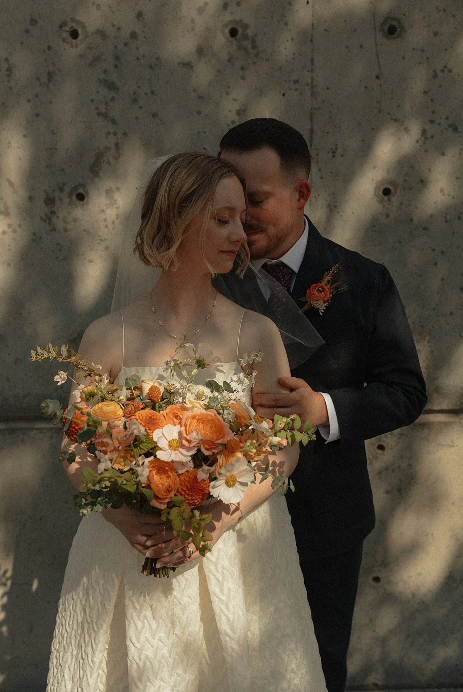 baker-building-modern-oregon-wedding_0017.jpg