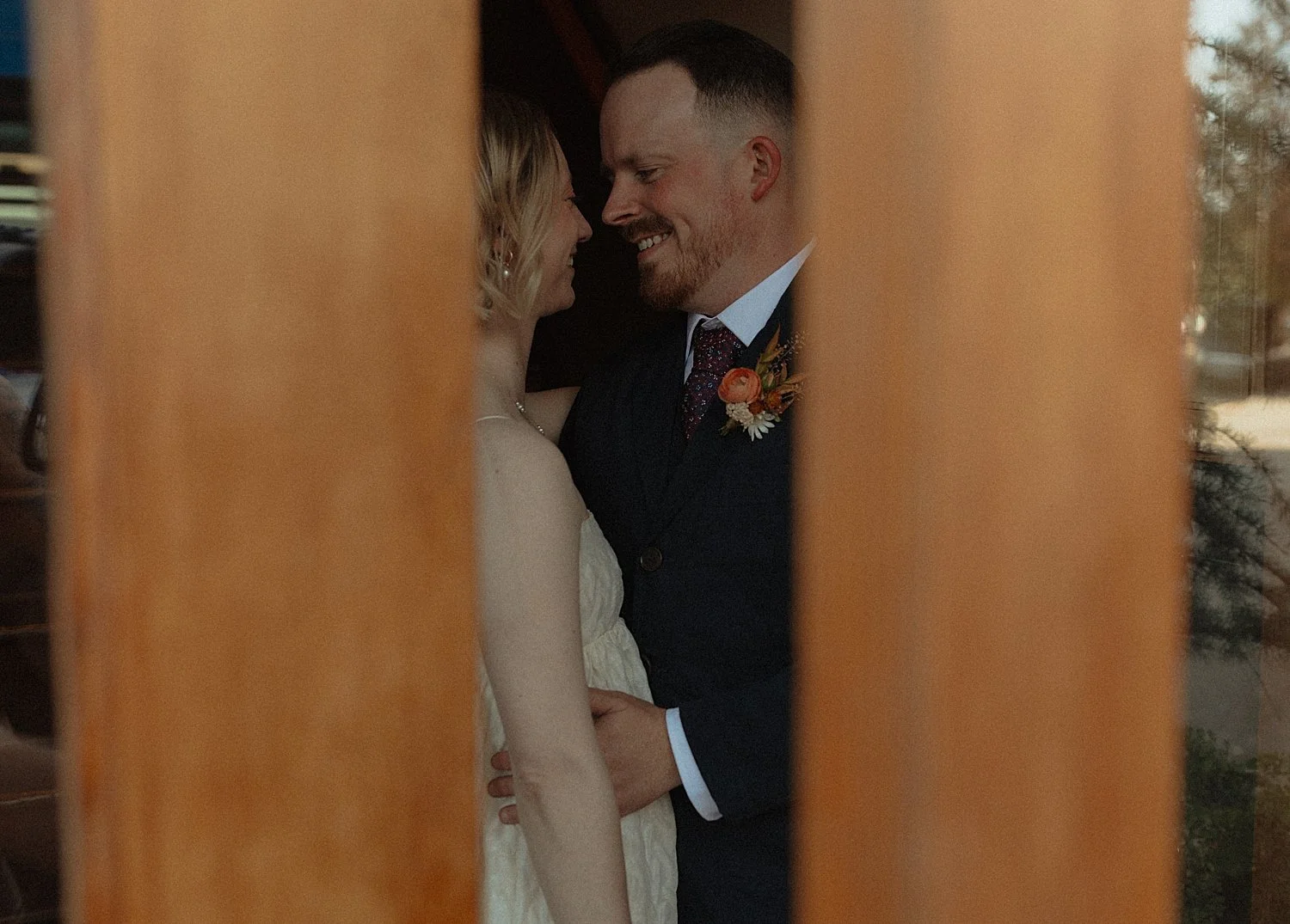 baker-building-modern-oregon-wedding_0019.jpg
