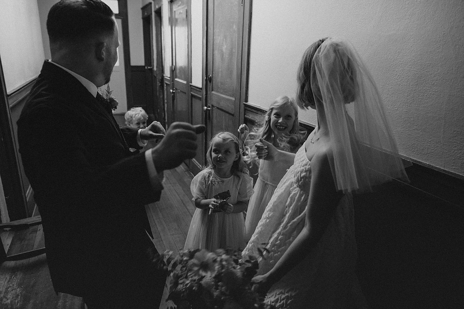 baker-building-modern-oregon-wedding_0021.jpg