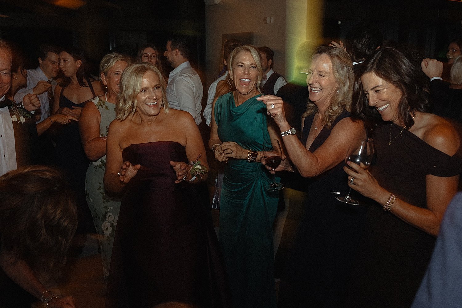 amaterra-winery-wedding-portland-oregon_0055.jpg