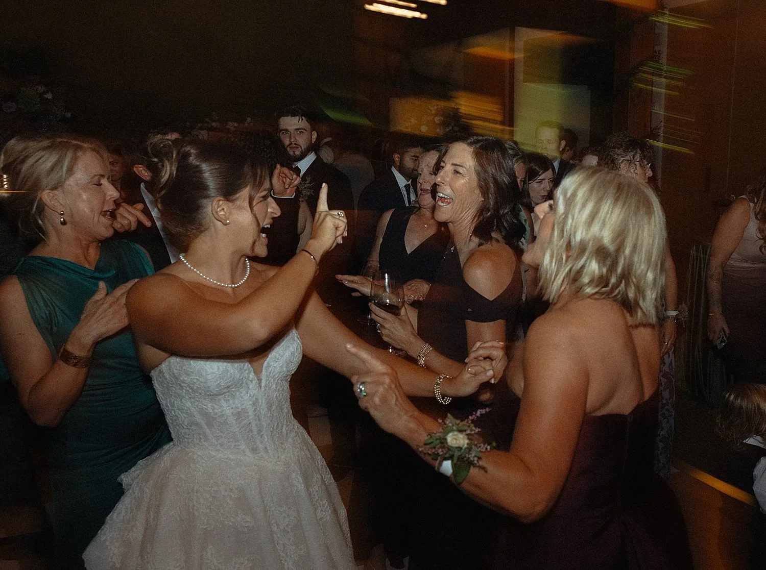 amaterra-winery-wedding-portland-oregon_0058.jpg