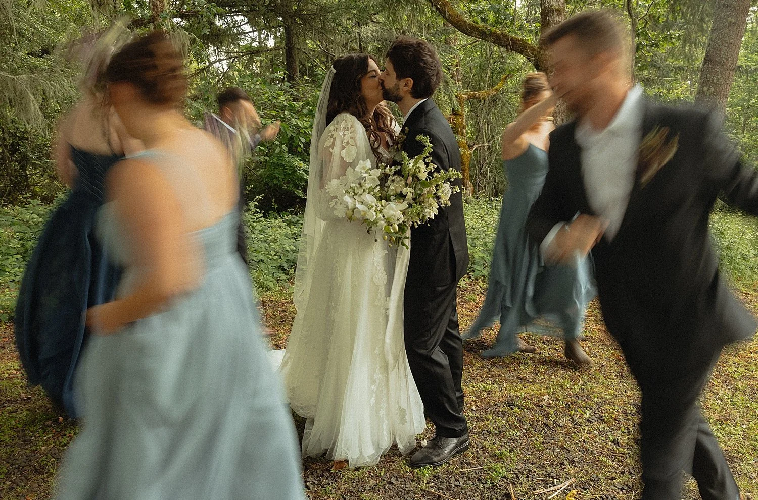 mount-tom-house-wedding-oregon_0015.jpg