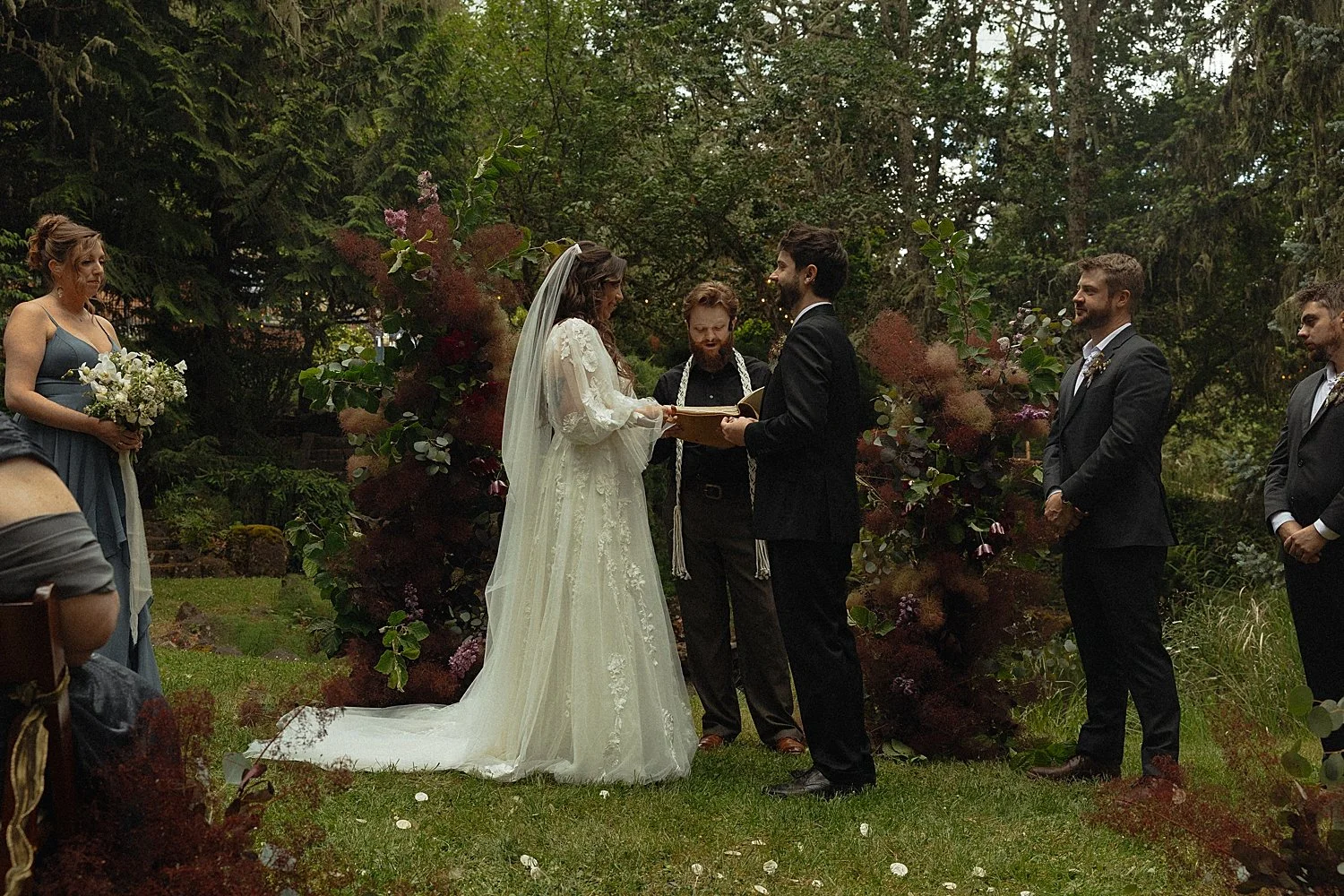 mount-tom-house-wedding-oregon_0020.jpg