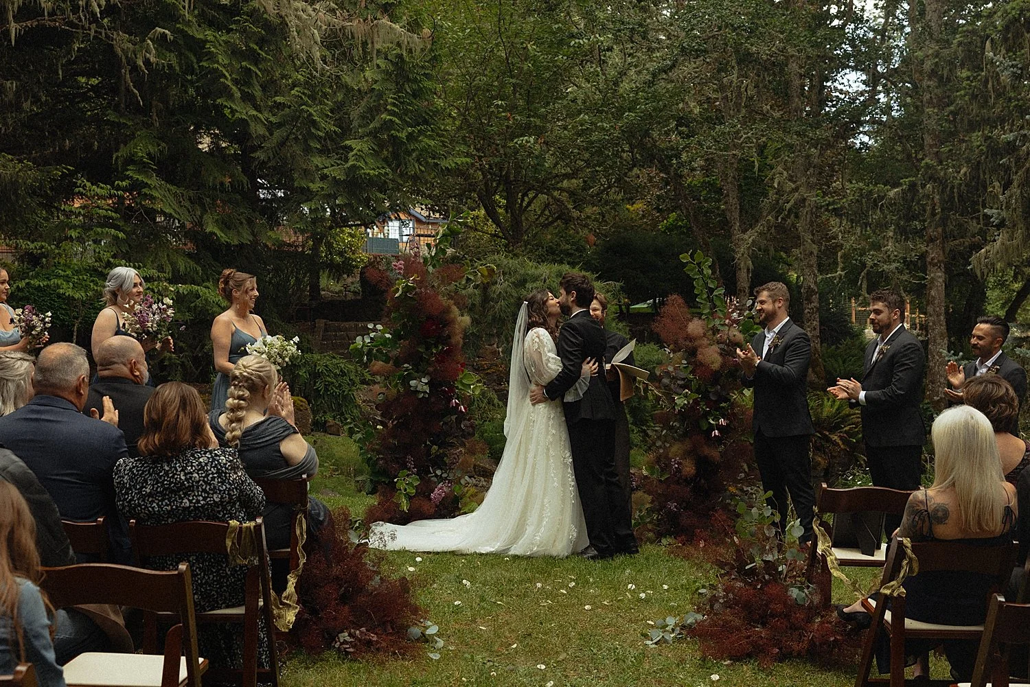 mount-tom-house-wedding-oregon_0021.jpg