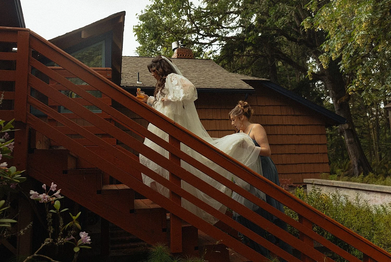 mount-tom-house-wedding-oregon_0038.jpg