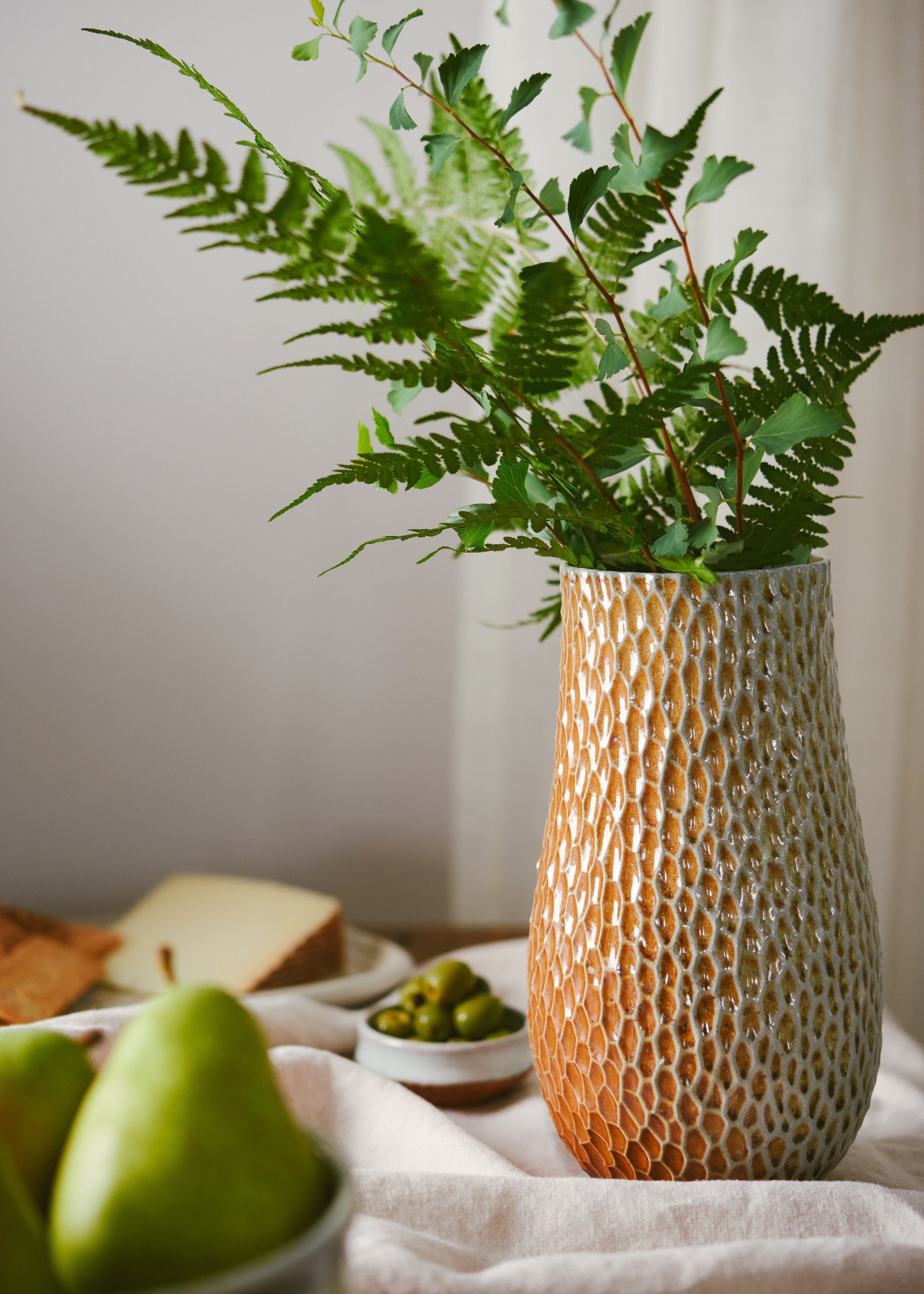 Handcrafted Vase Product Photograph Tina Crespo.png