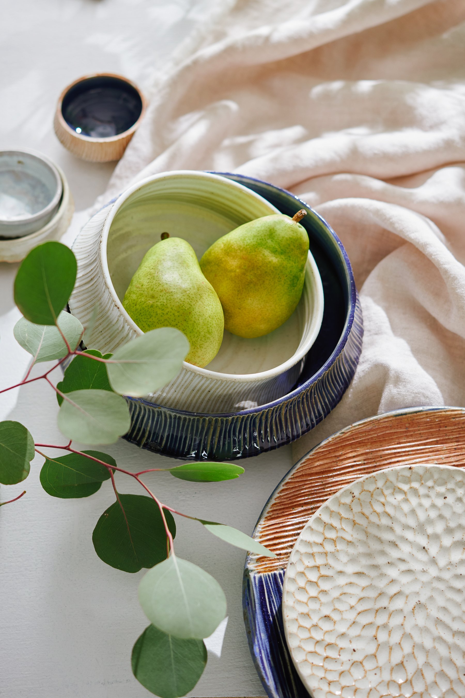 Henisee Pottery_Flatlay 7.jpg