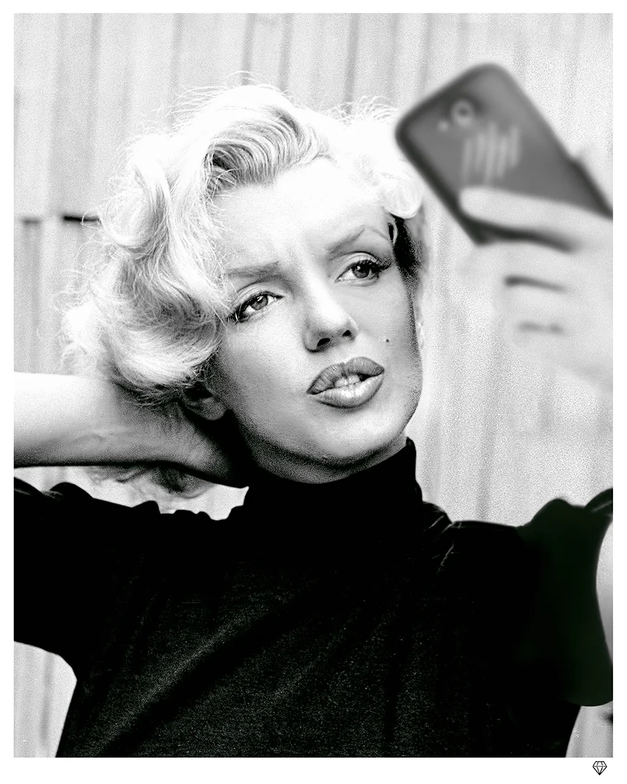 Marilyn Selfie