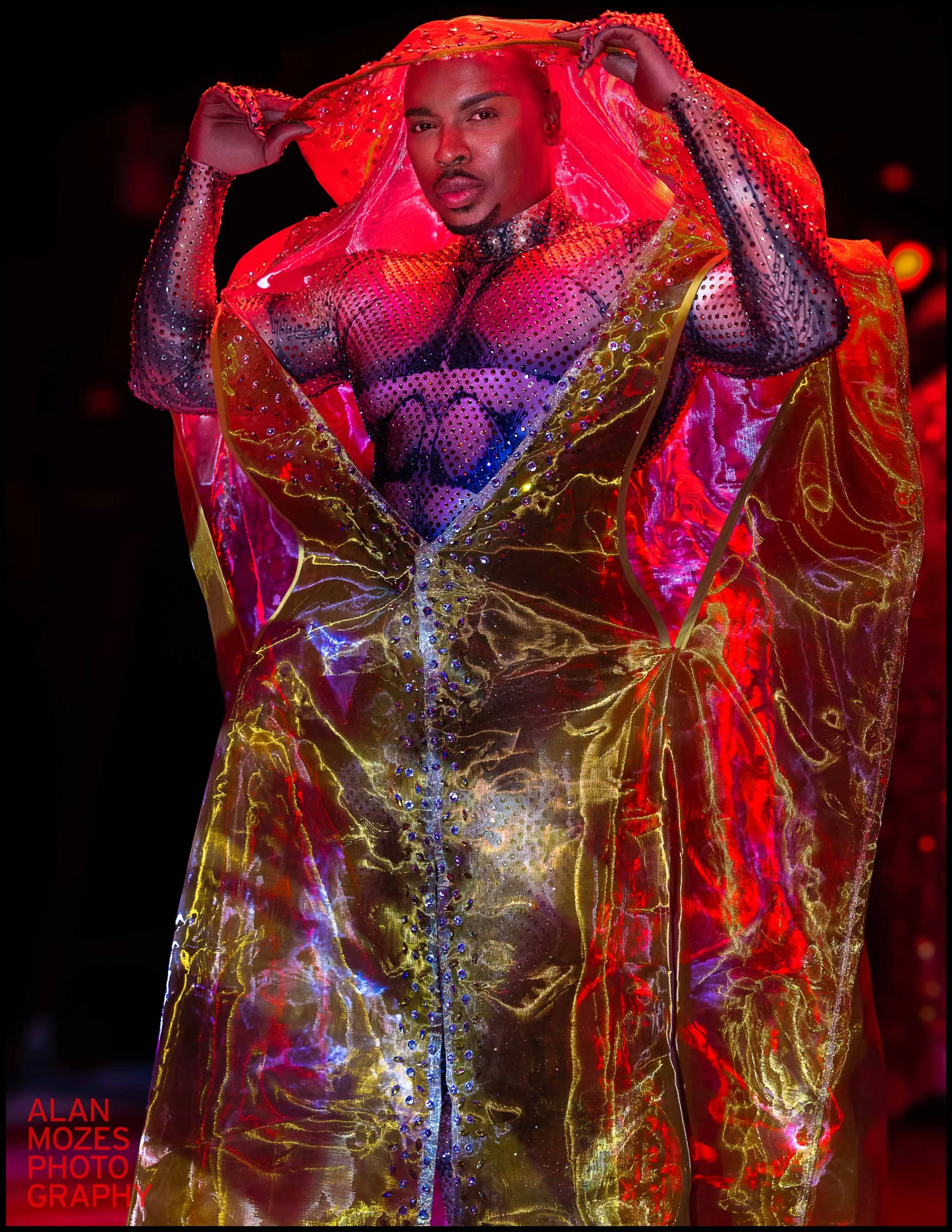 PHOENIX 2025_© Alan Mozes 2025_GRAND MARCH_85.jpg