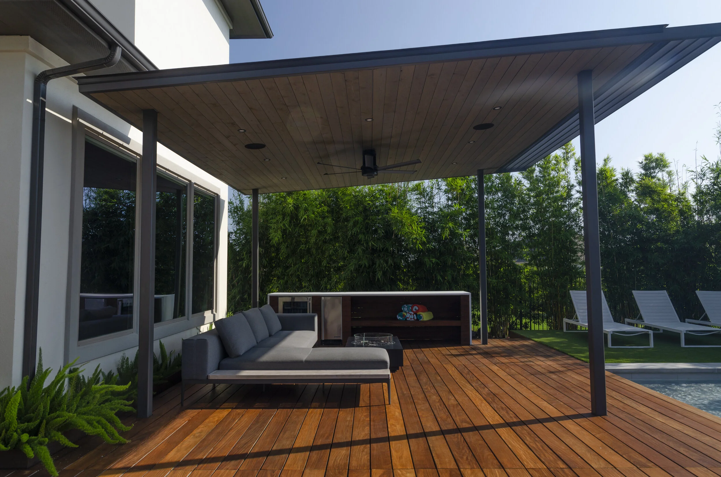 modern palm springs 3.JPG