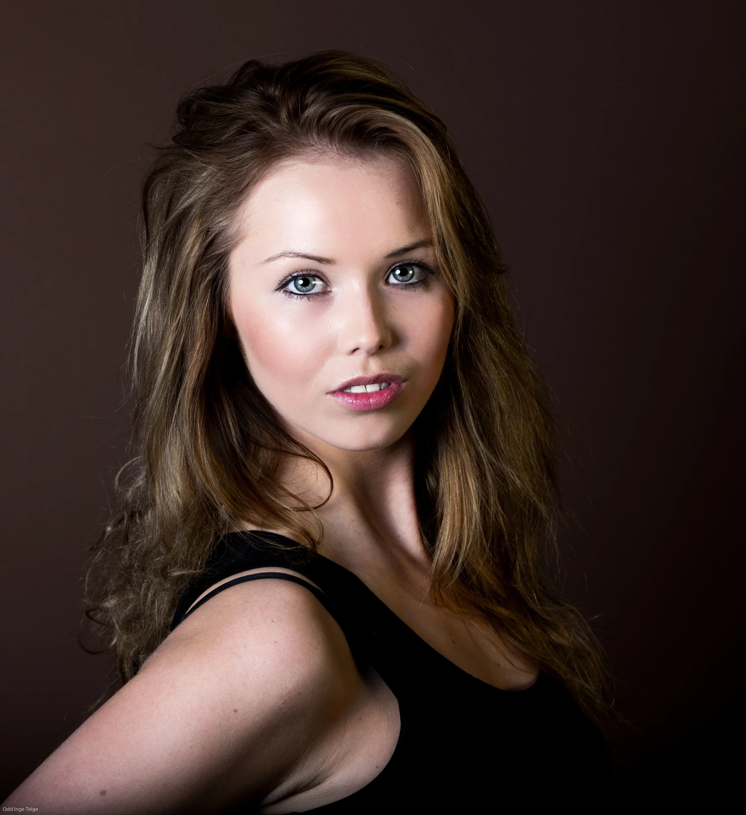 KarinaAnnetteGregersen-25 redigert.jpg