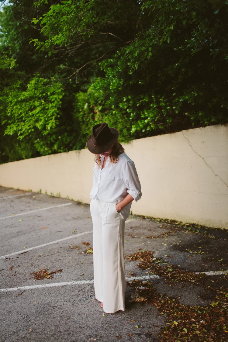facewithaviewfashion_white.jpeg