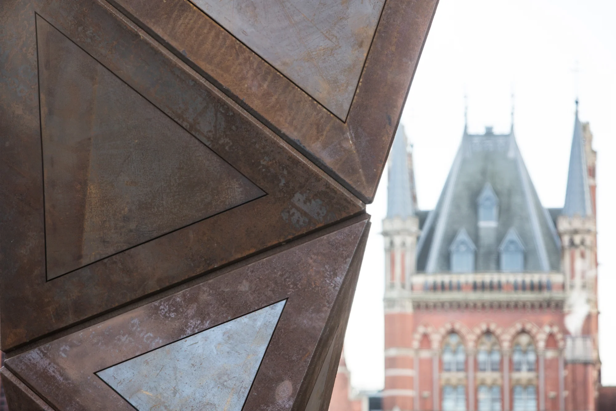 Paradigm by Conrad Shawcross for The Crick, Curated by Artwise