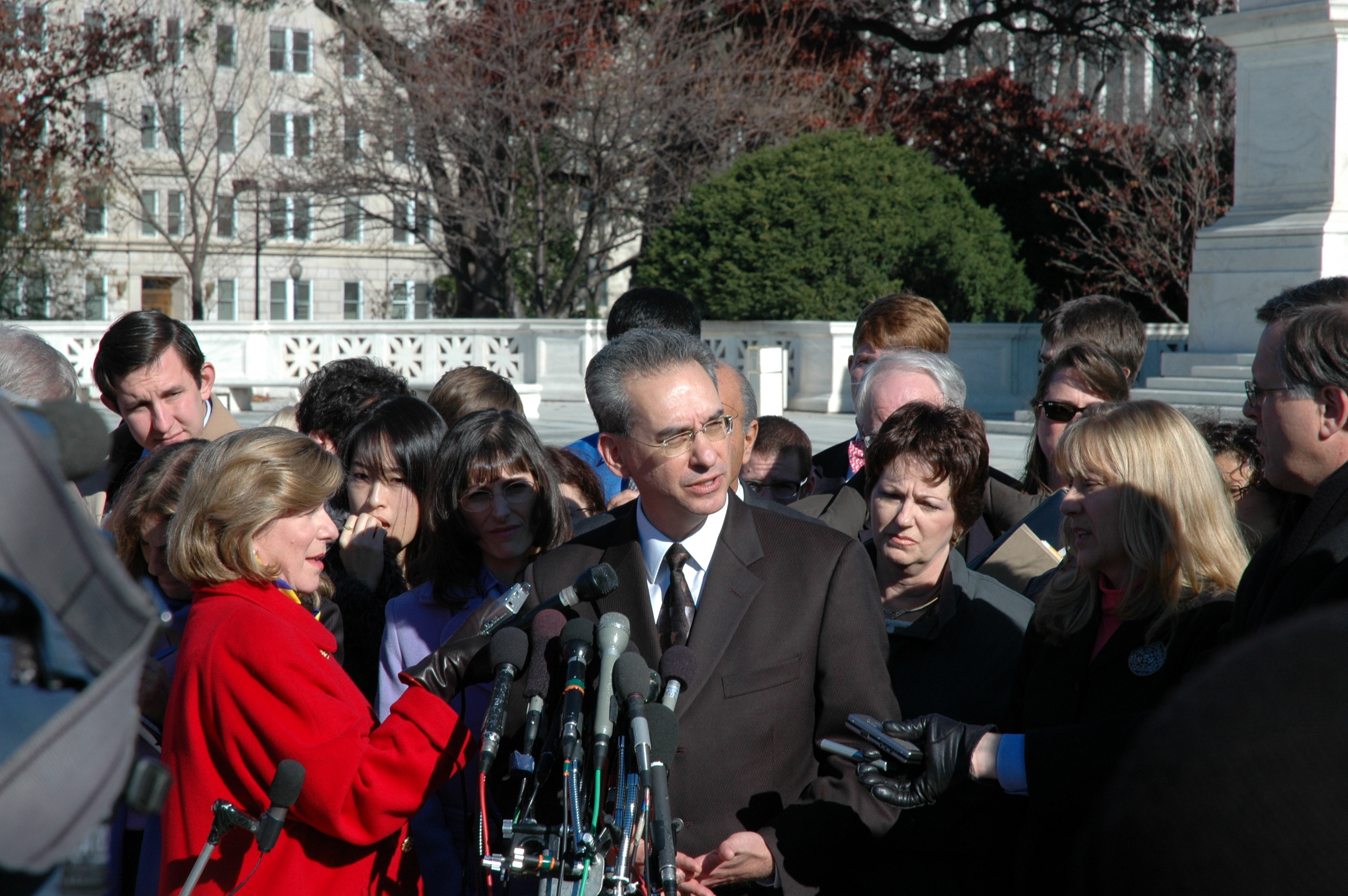 From Left: Nina Totenberg (NPR), Angel Raich, Dianne Monson, Pete Williams (NBC)