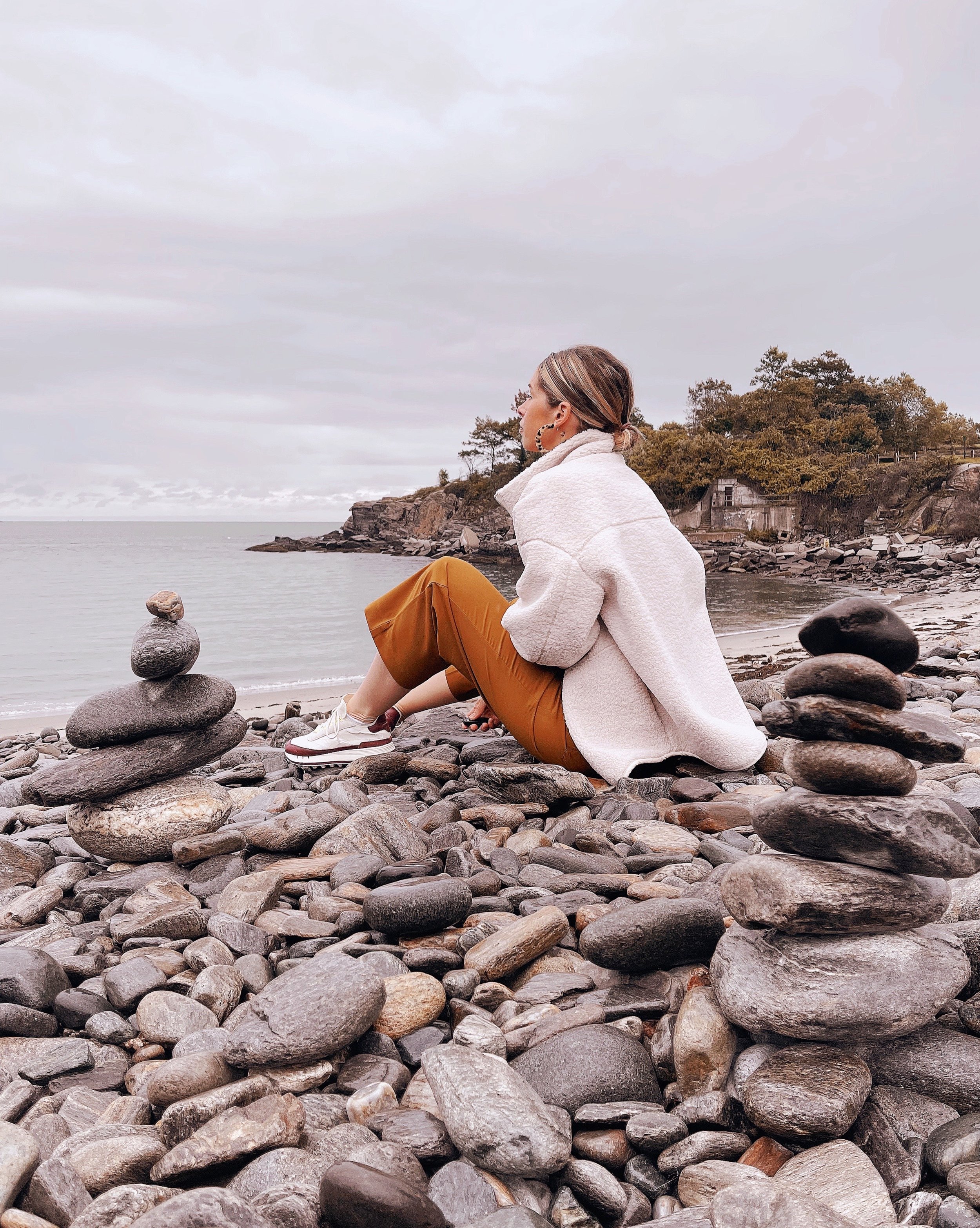 Daytripping With Wayre: Holiday Season Travel Style + Sale 